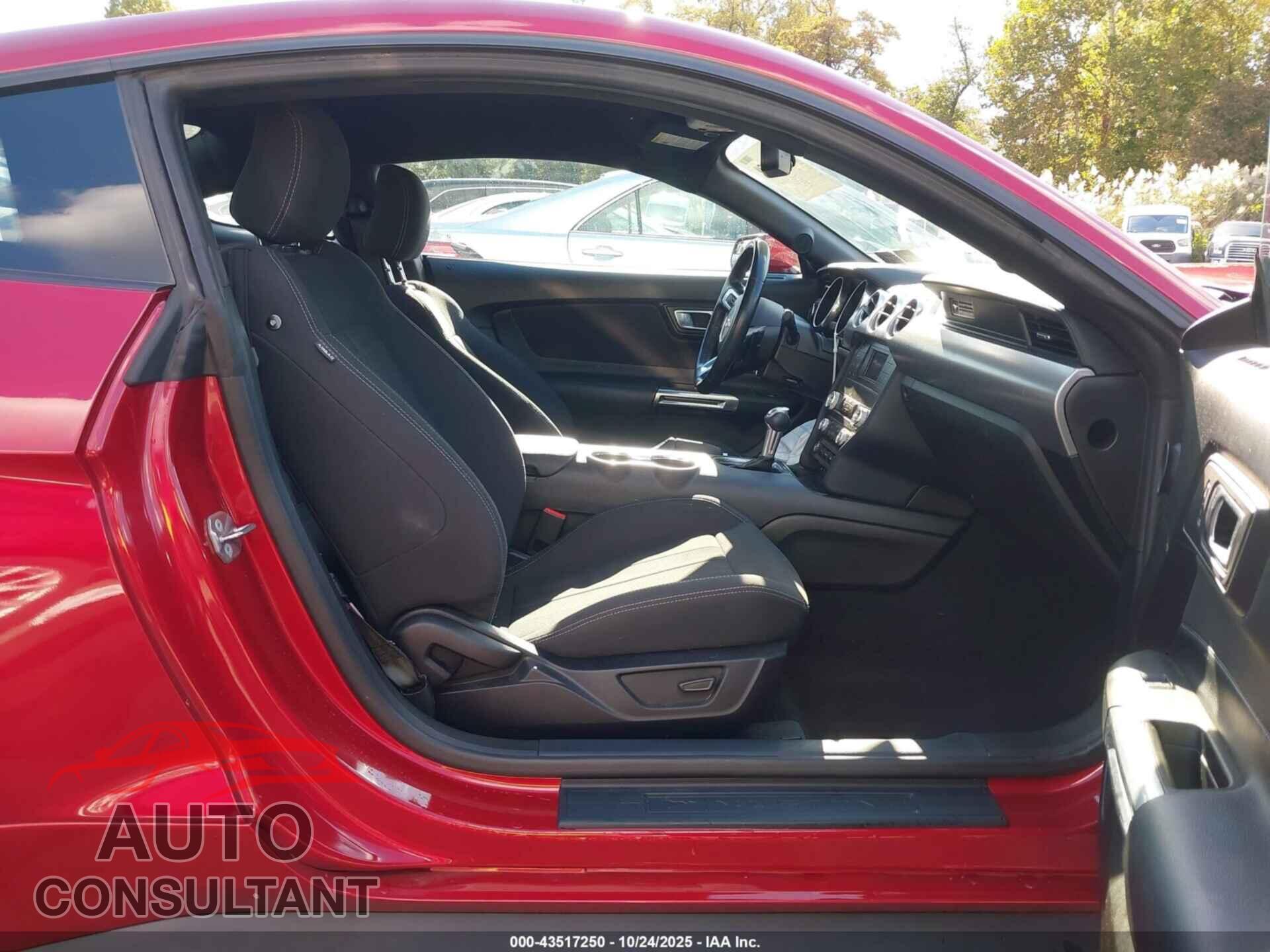 FORD MUSTANG 2020 - 1FA6P8CF5L5190332