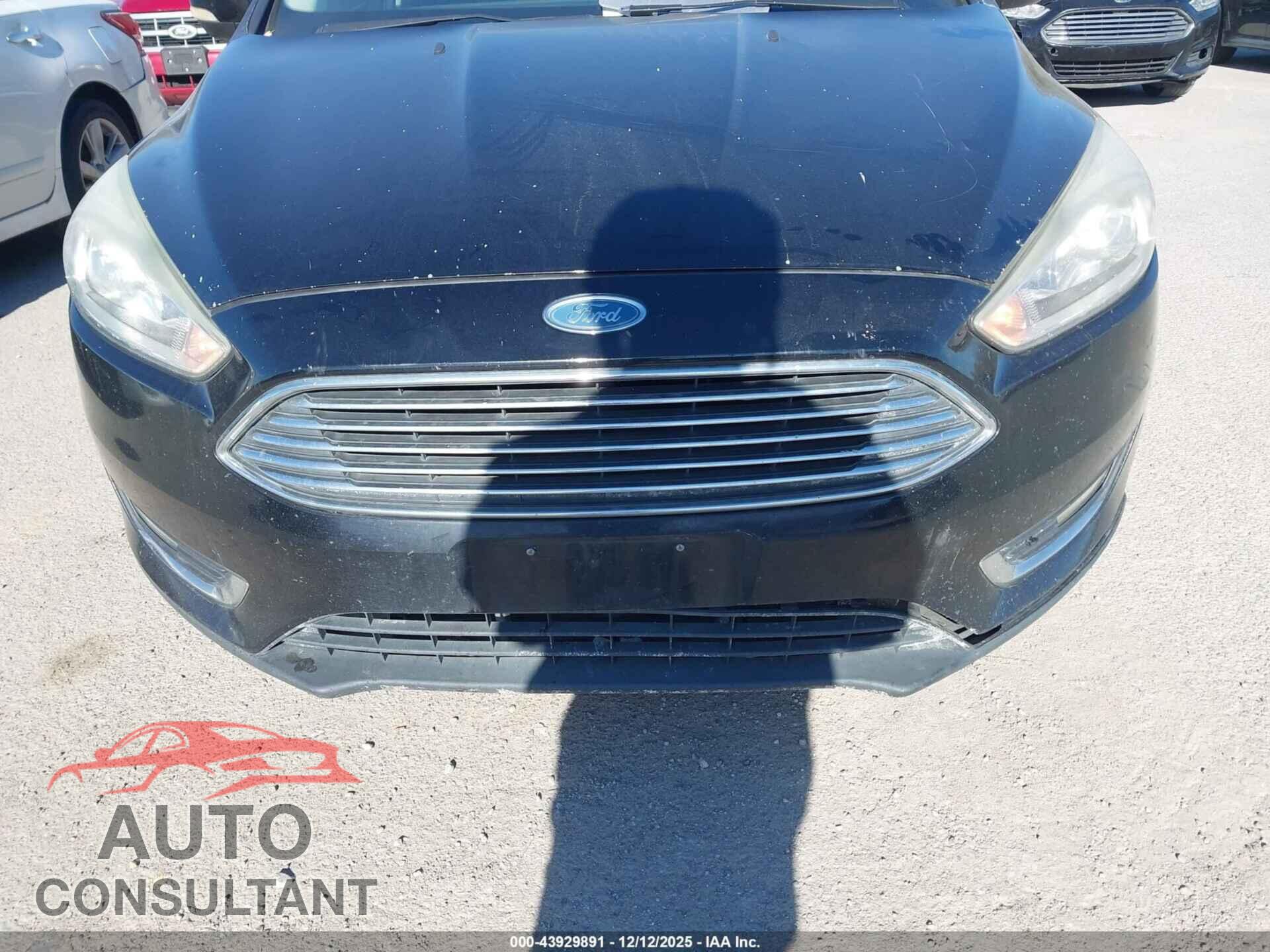 FORD FOCUS 2017 - 1FADP3J28HL238595