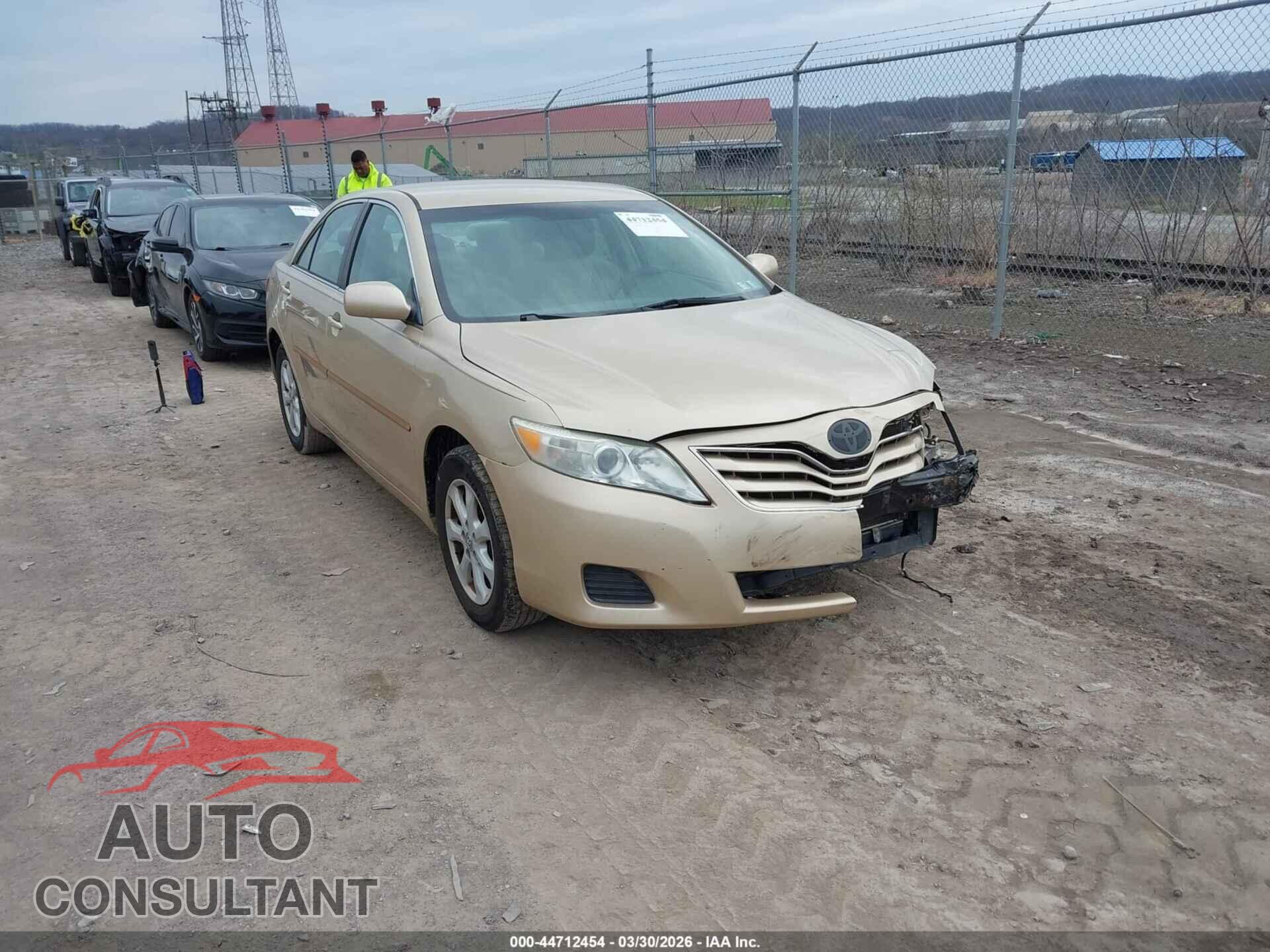 TOYOTA CAMRY 2011 - 4T1BF3EK2BU223473