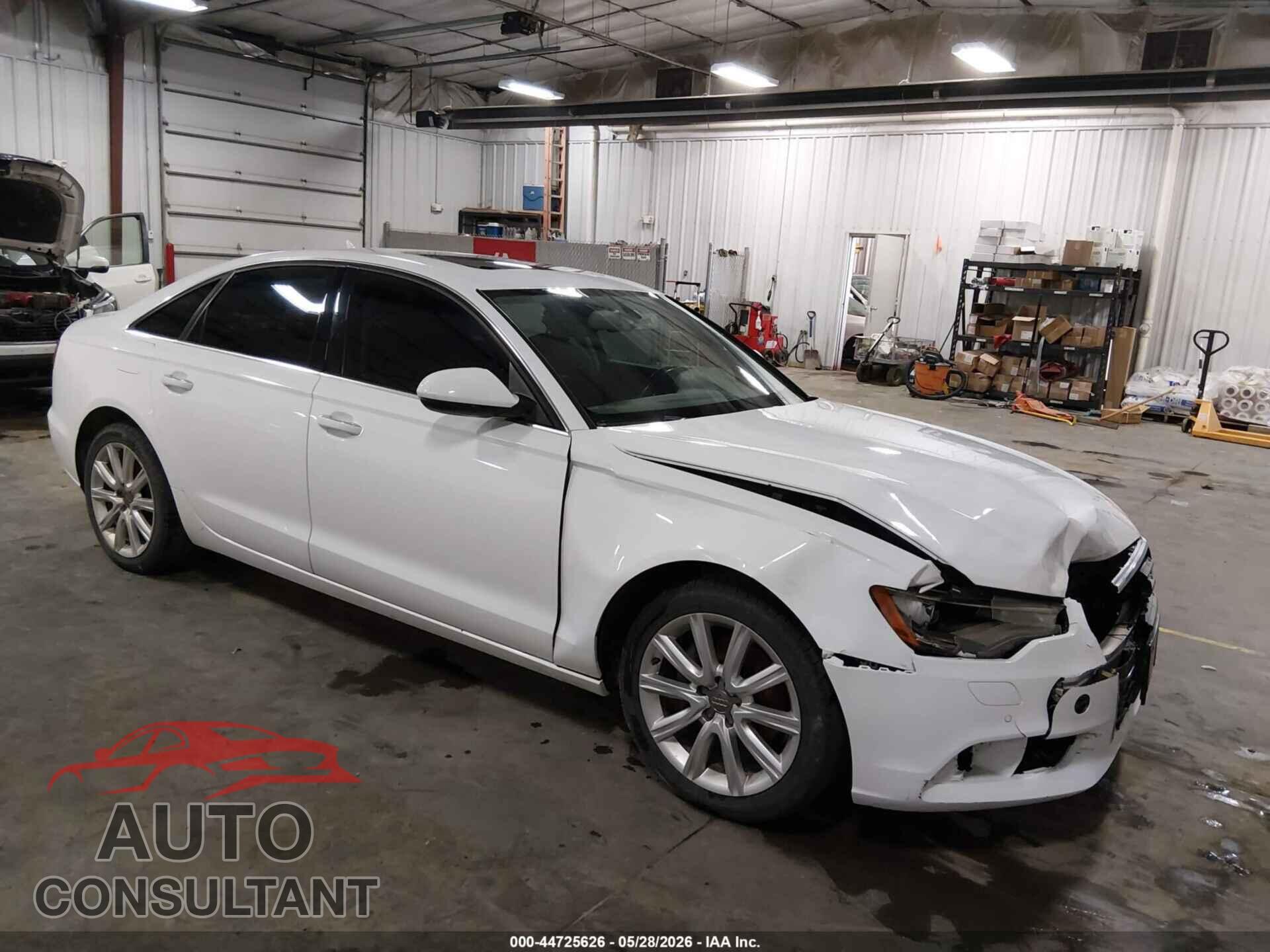 AUDI A6 2013 - WAUGFAFC8DN058156