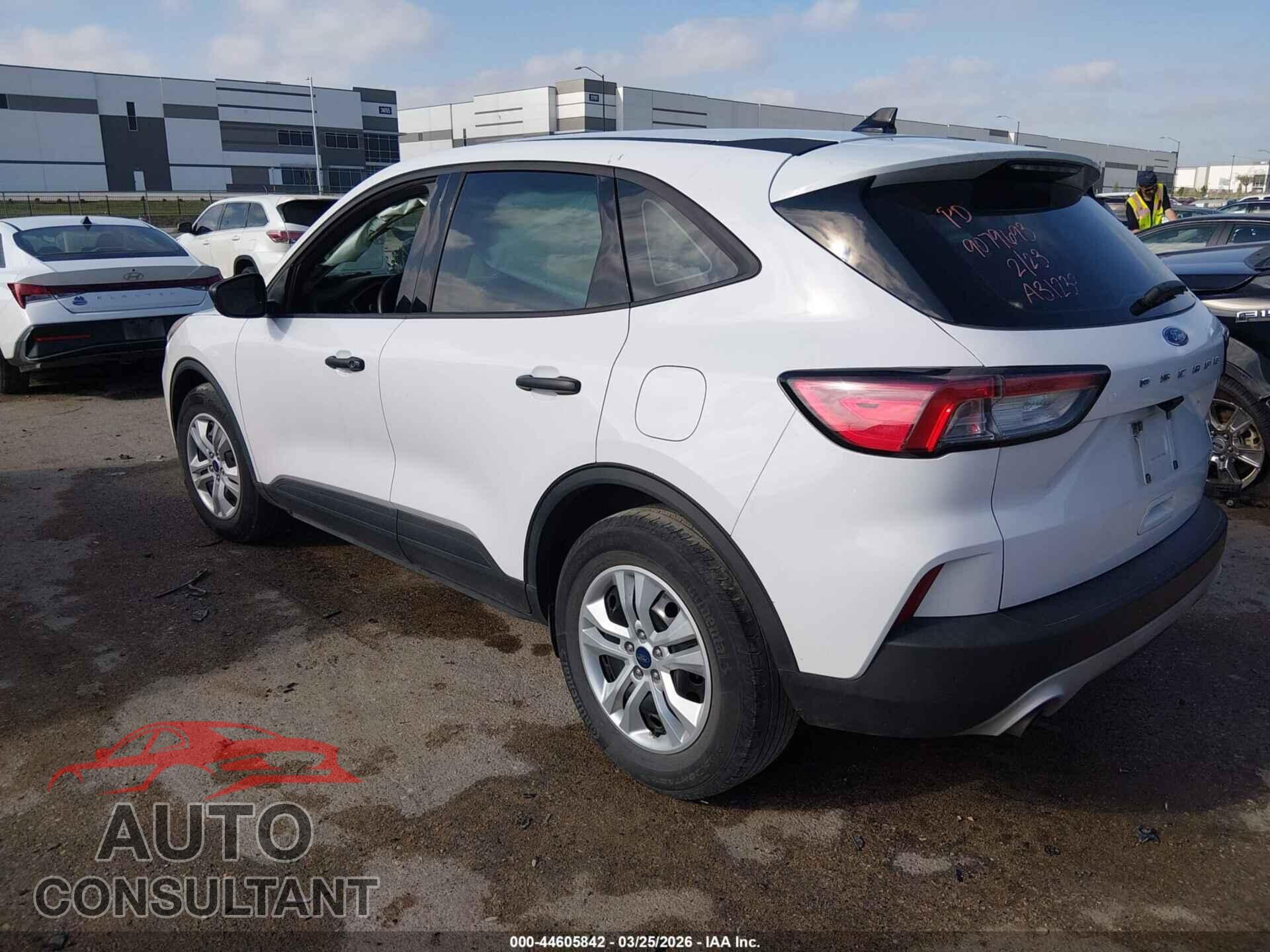 FORD ESCAPE 2020 - 1FMCU0F63LUA31233