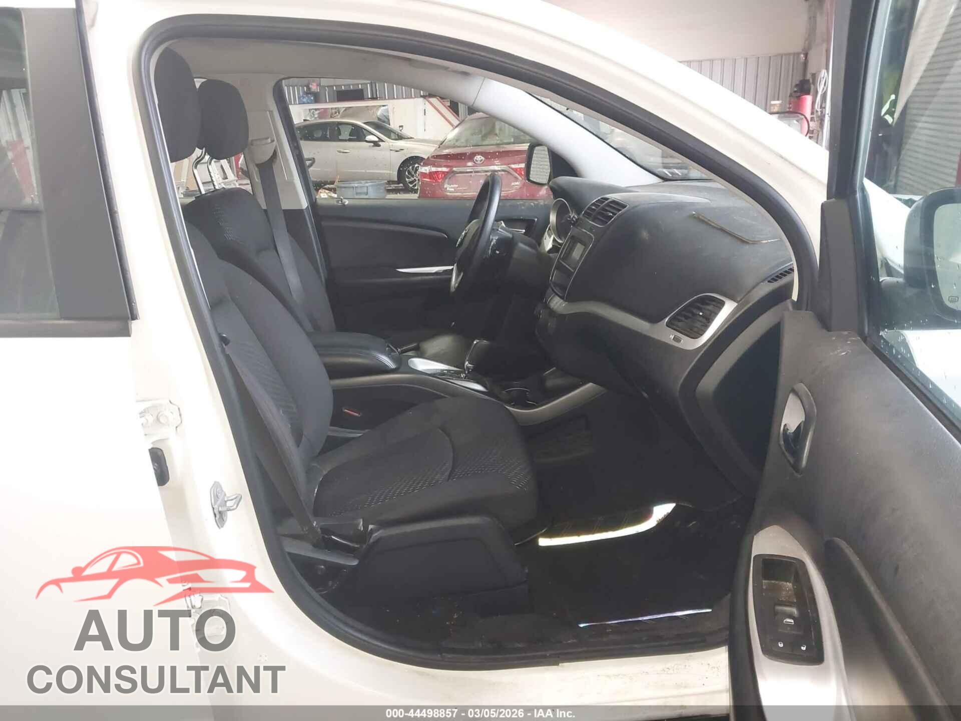 DODGE JOURNEY 2015 - 3C4PDCAB4FT585679