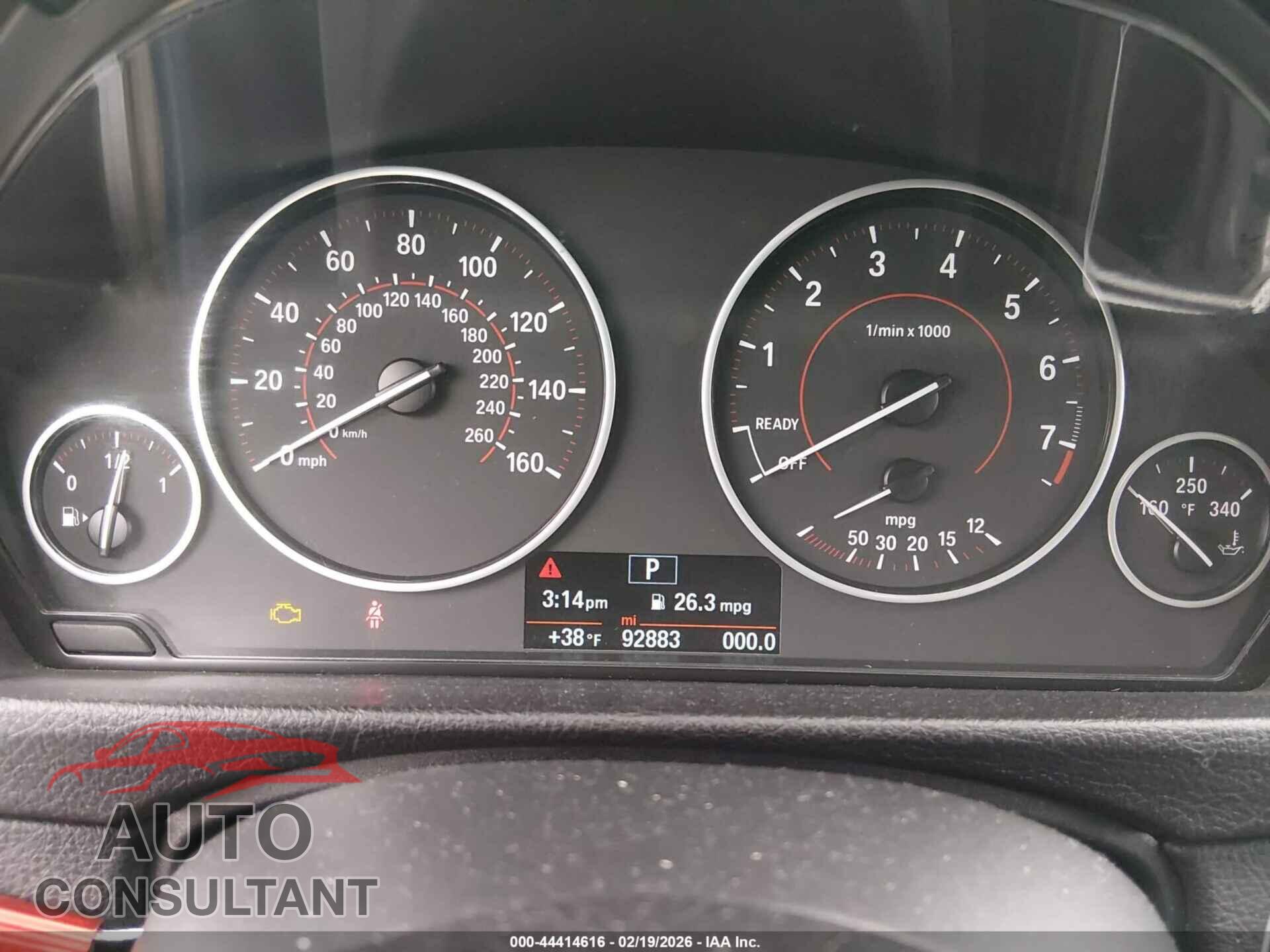 BMW 328I 2016 - WBA8E3G56GNU03367