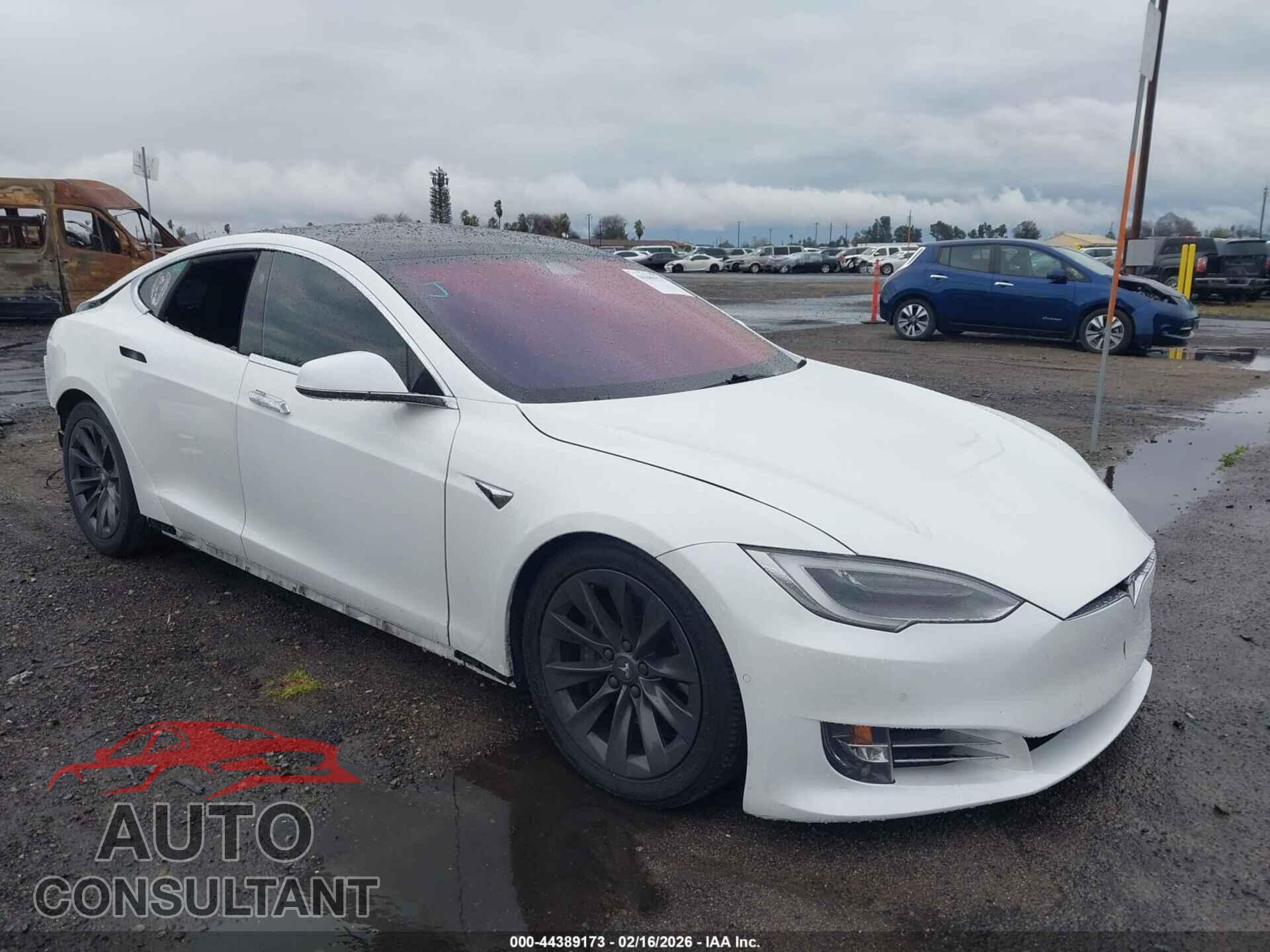 TESLA MODEL S 2019 - 5YJSA1E28KF348302