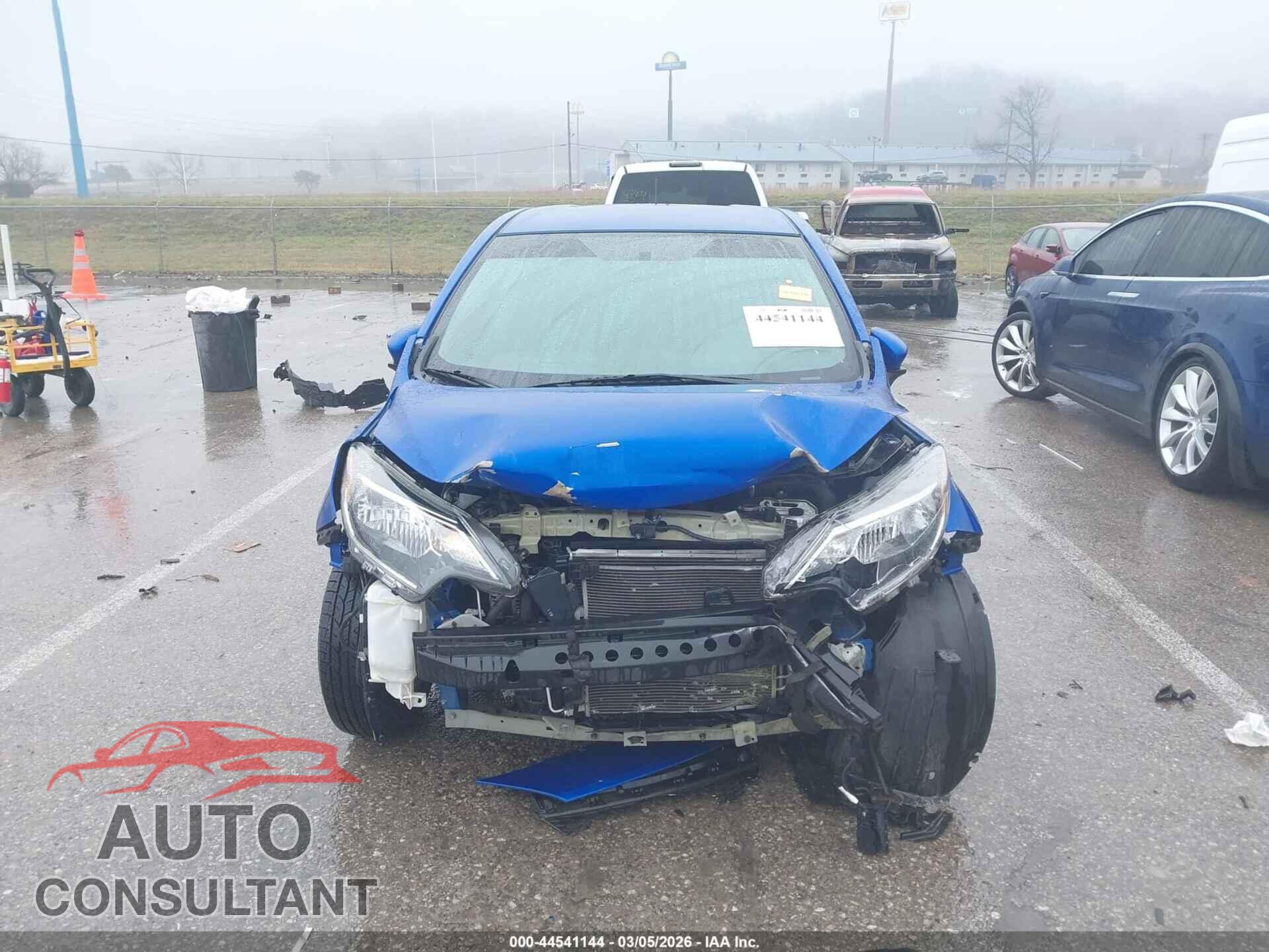 NISSAN VERSA NOTE 2017 - 3N1CE2CP2HL376042