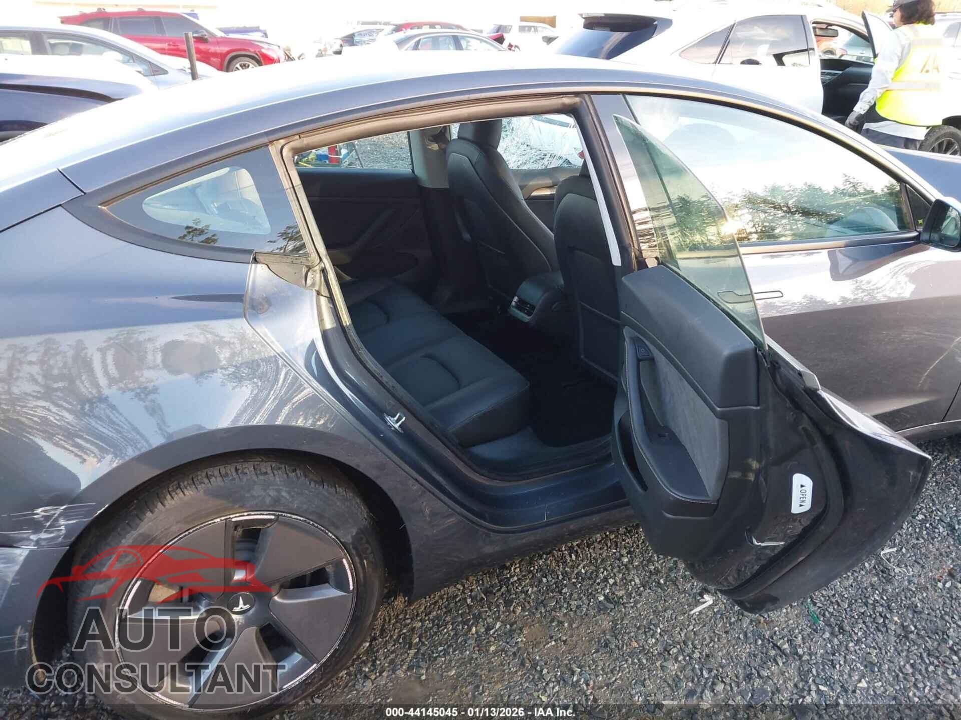 TESLA MODEL 3 2023 - 5YJ3E1EA3PF613098