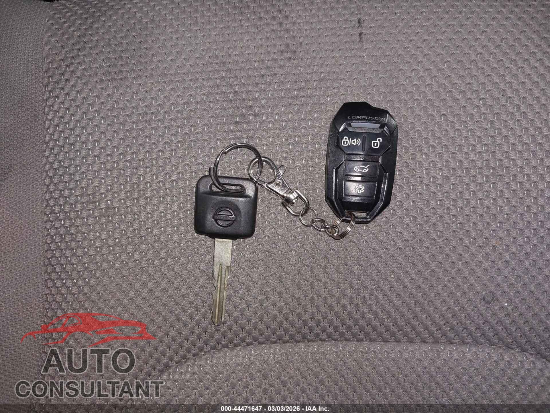 NISSAN FRONTIER 2013 - 1N6AD0EV8DN738762
