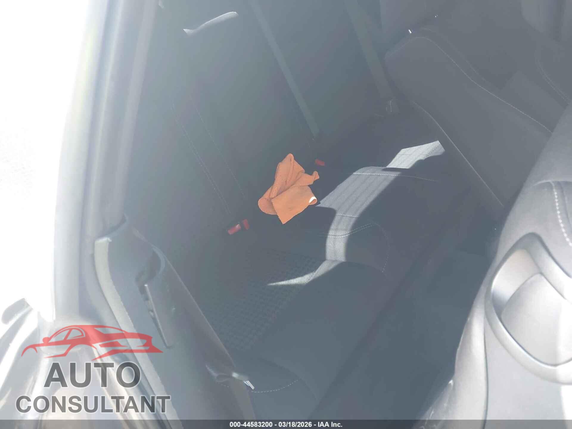 DODGE CHALLENGER 2015 - 2C3CDZAT2FH719032