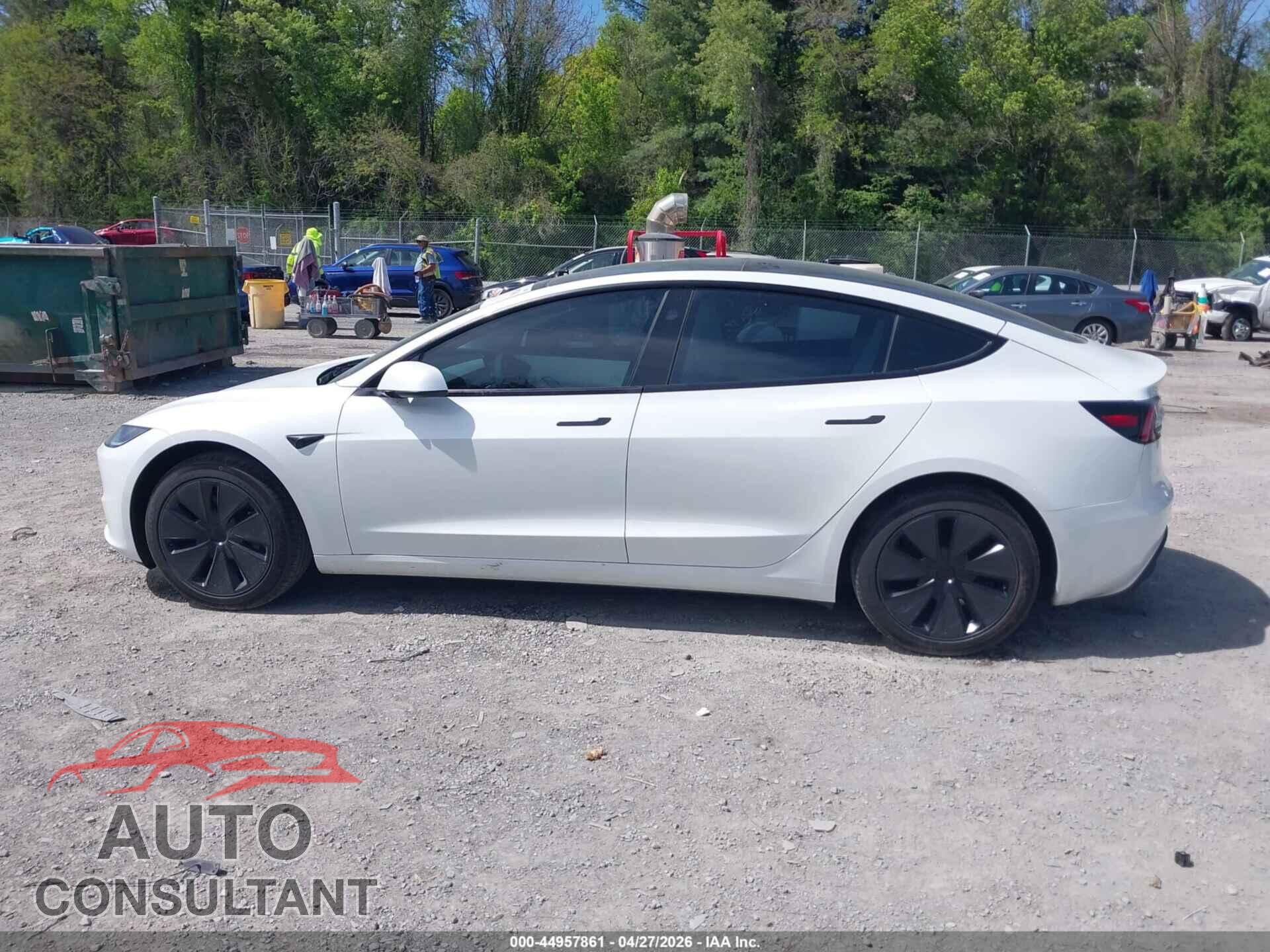 TESLA MODEL 3 2026 - 5YJ3E1EA2TF146587