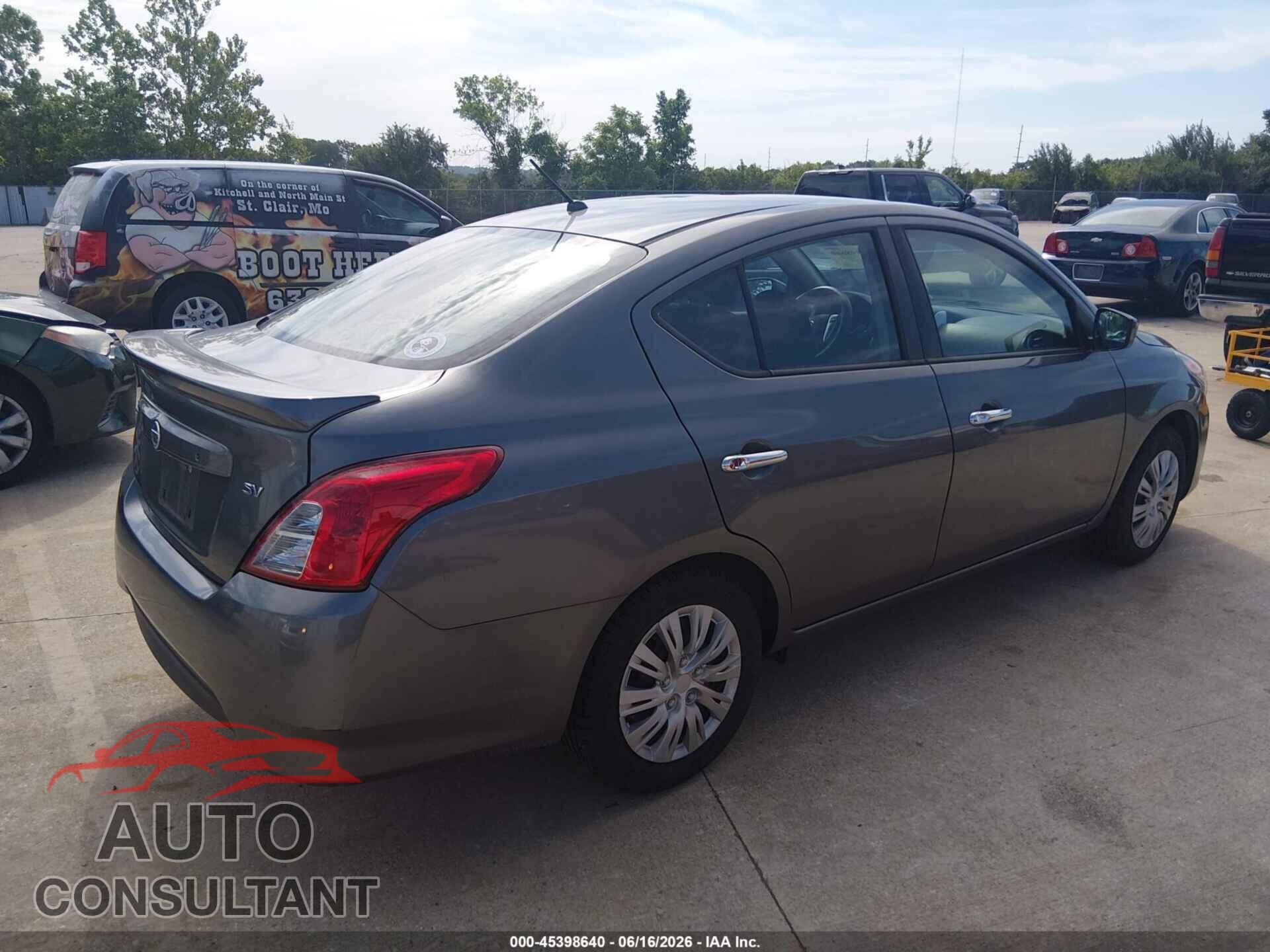 NISSAN VERSA 2017 - 3N1CN7AP3HL848314