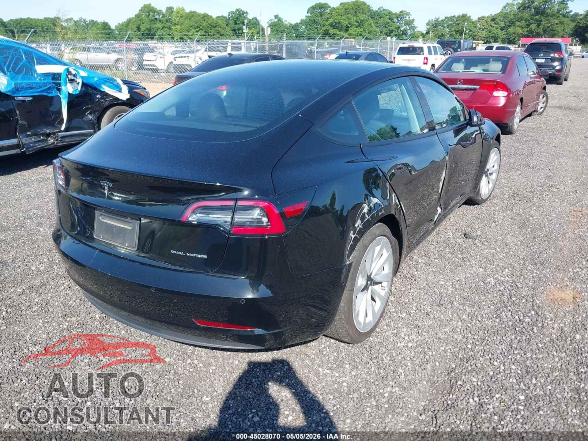 TESLA MODEL 3 2021 - 5YJ3E1EB2MF915745