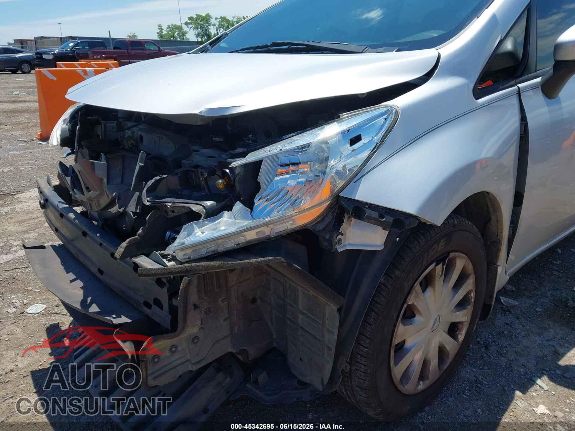NISSAN VERSA NOTE 2015 - 3N1CE2CP7FL431663