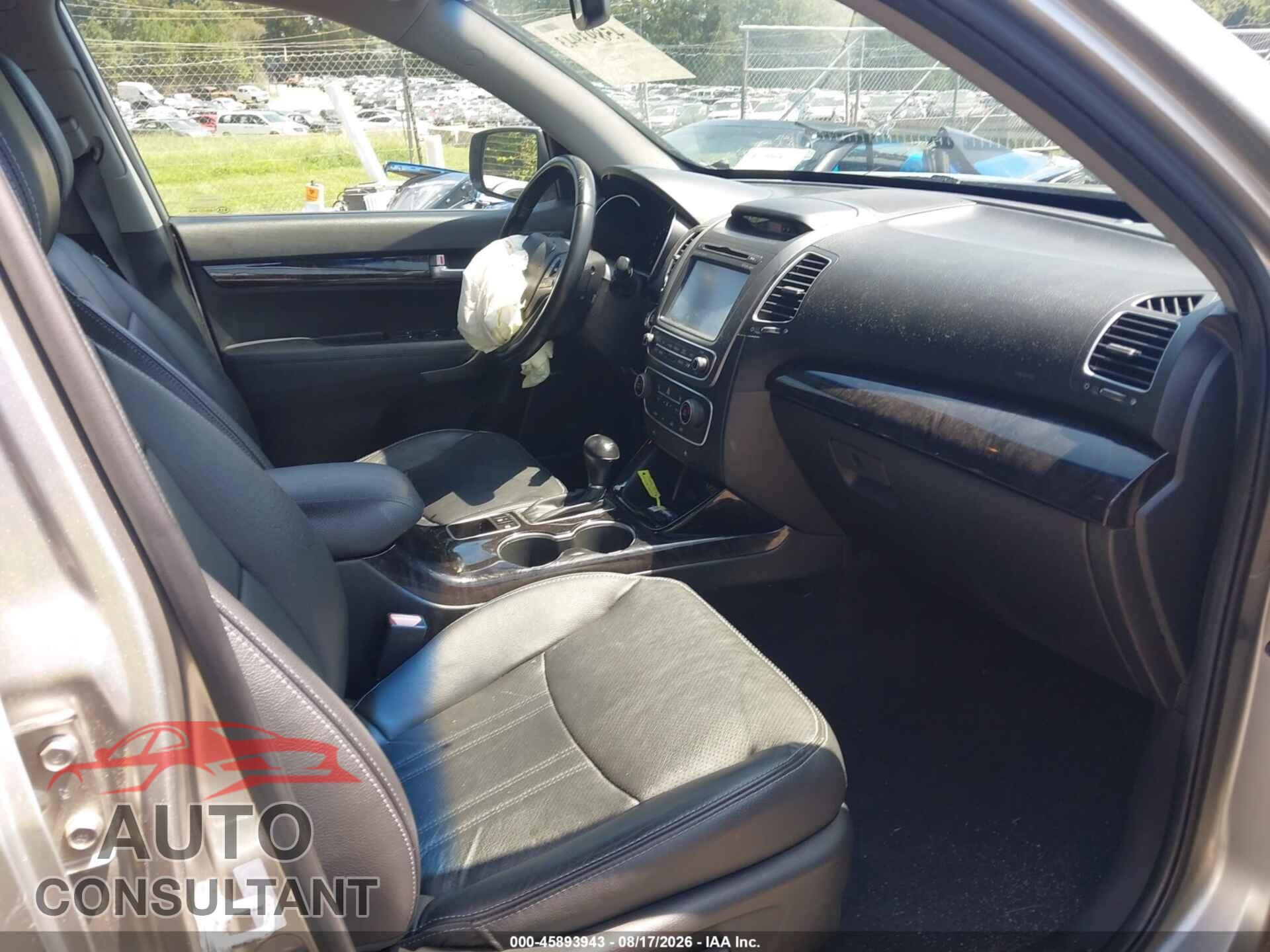 KIA SORENTO 2014 - 5XYKT3A65EG485970
