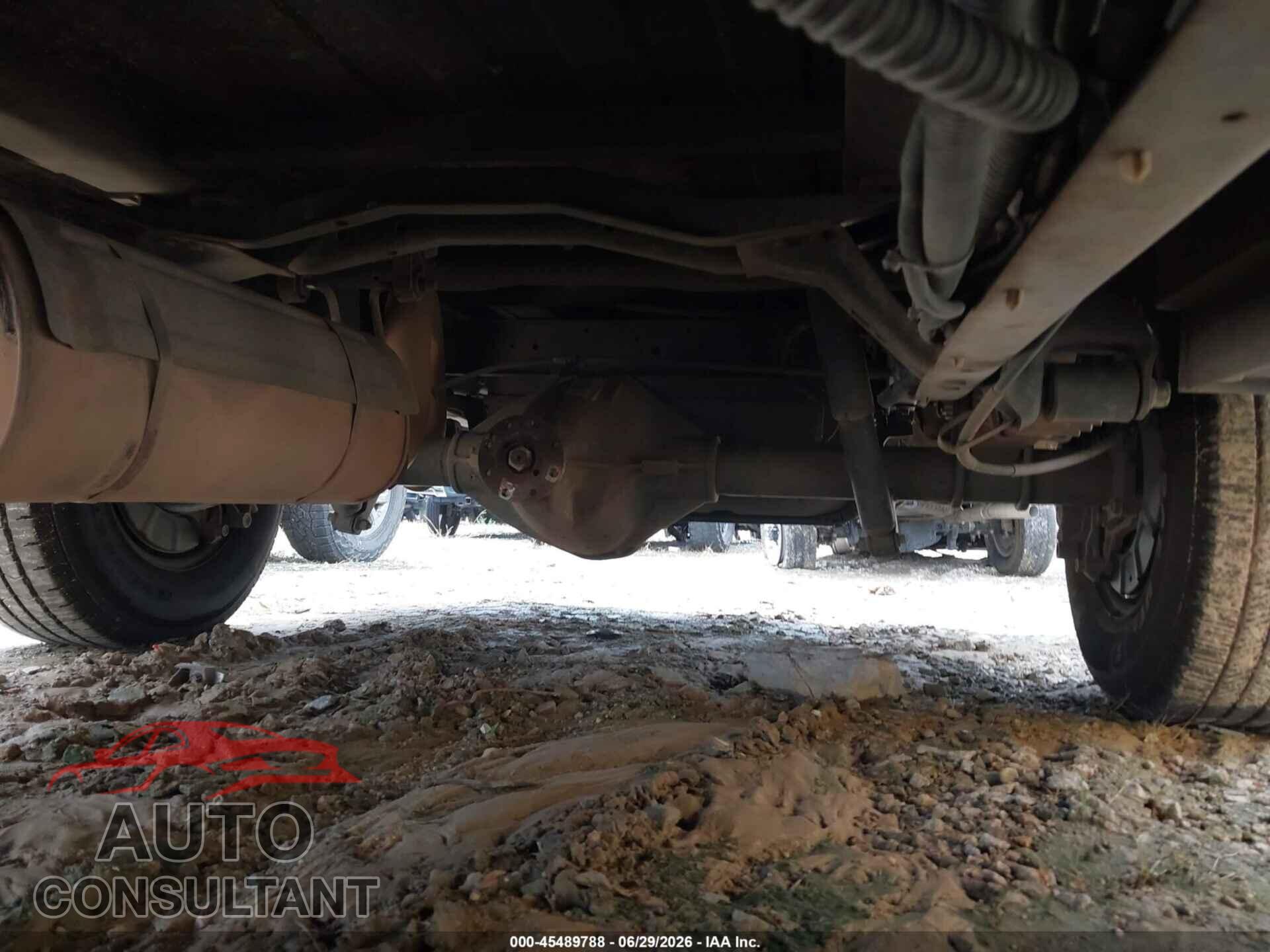 FORD E-350 CUTAWAY 2018 - 1FDWE3F67JDC07807