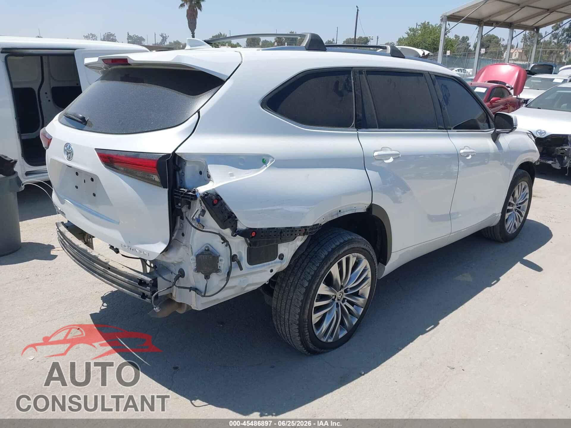 TOYOTA HIGHLANDER 2023 - 5TDKDRAH9PS509601