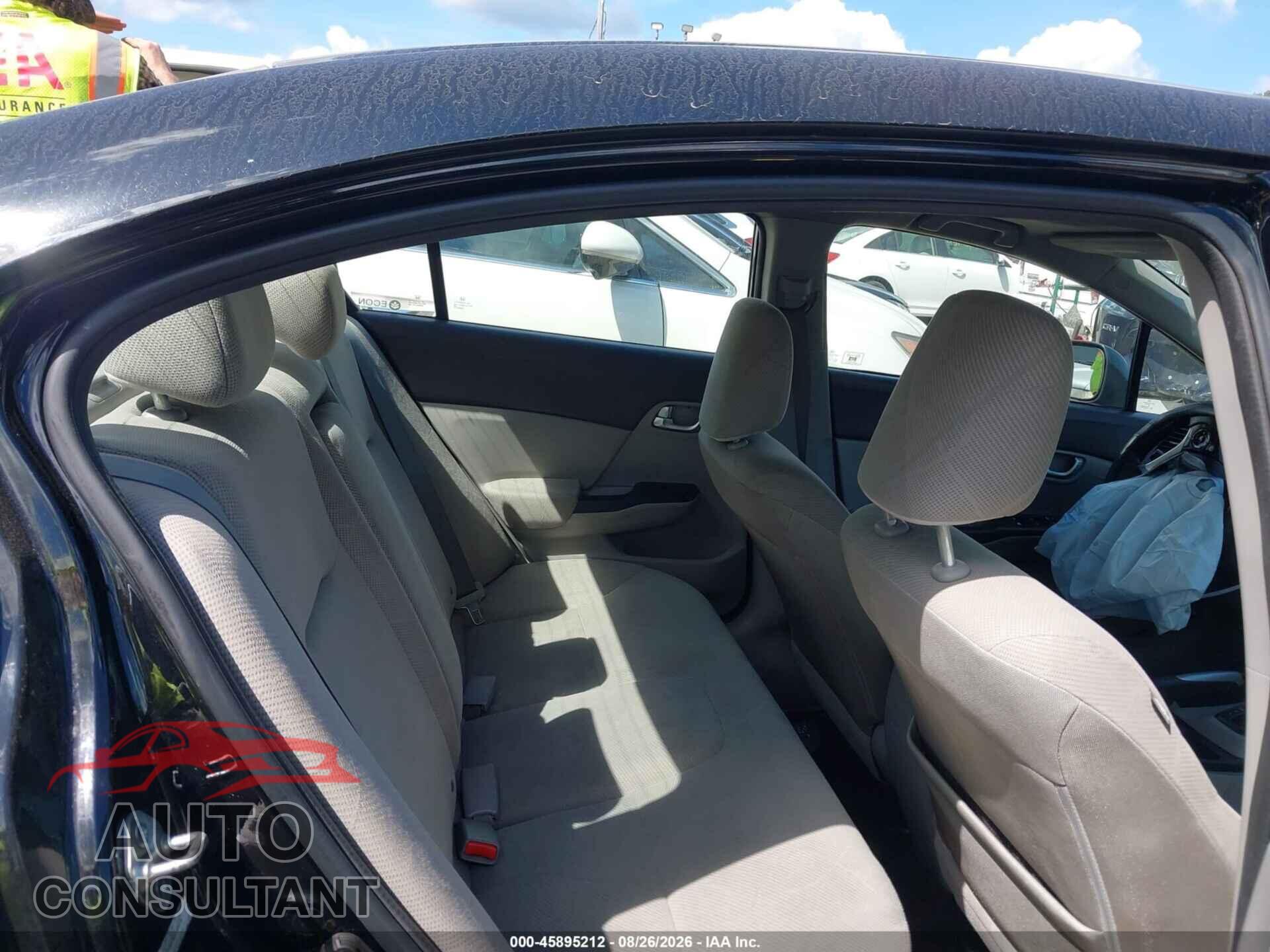 HONDA CIVIC 2012 - 19XFB2F88CE306579