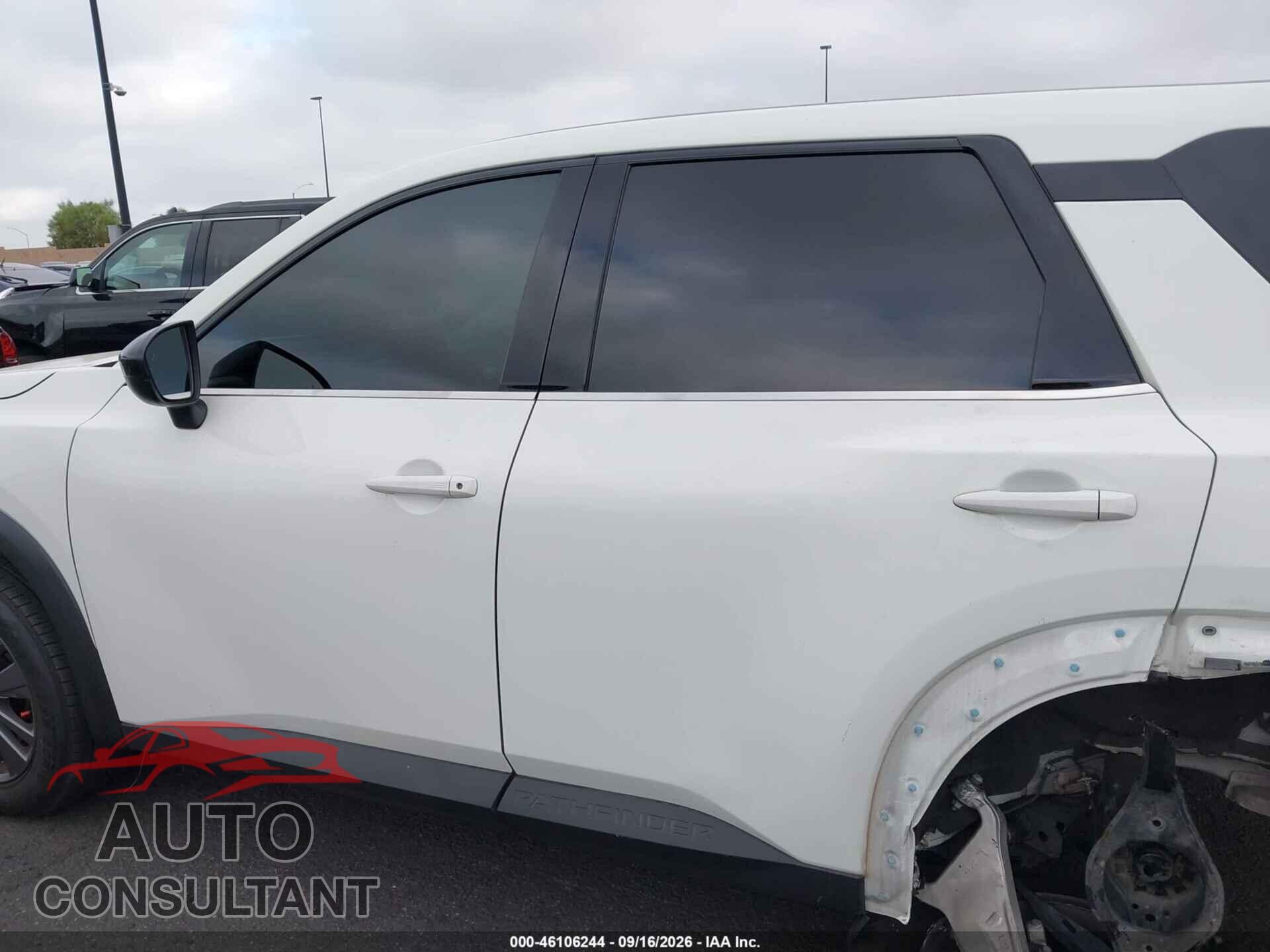 NISSAN PATHFINDER 2023 - 5N1DR3AA5PC251245