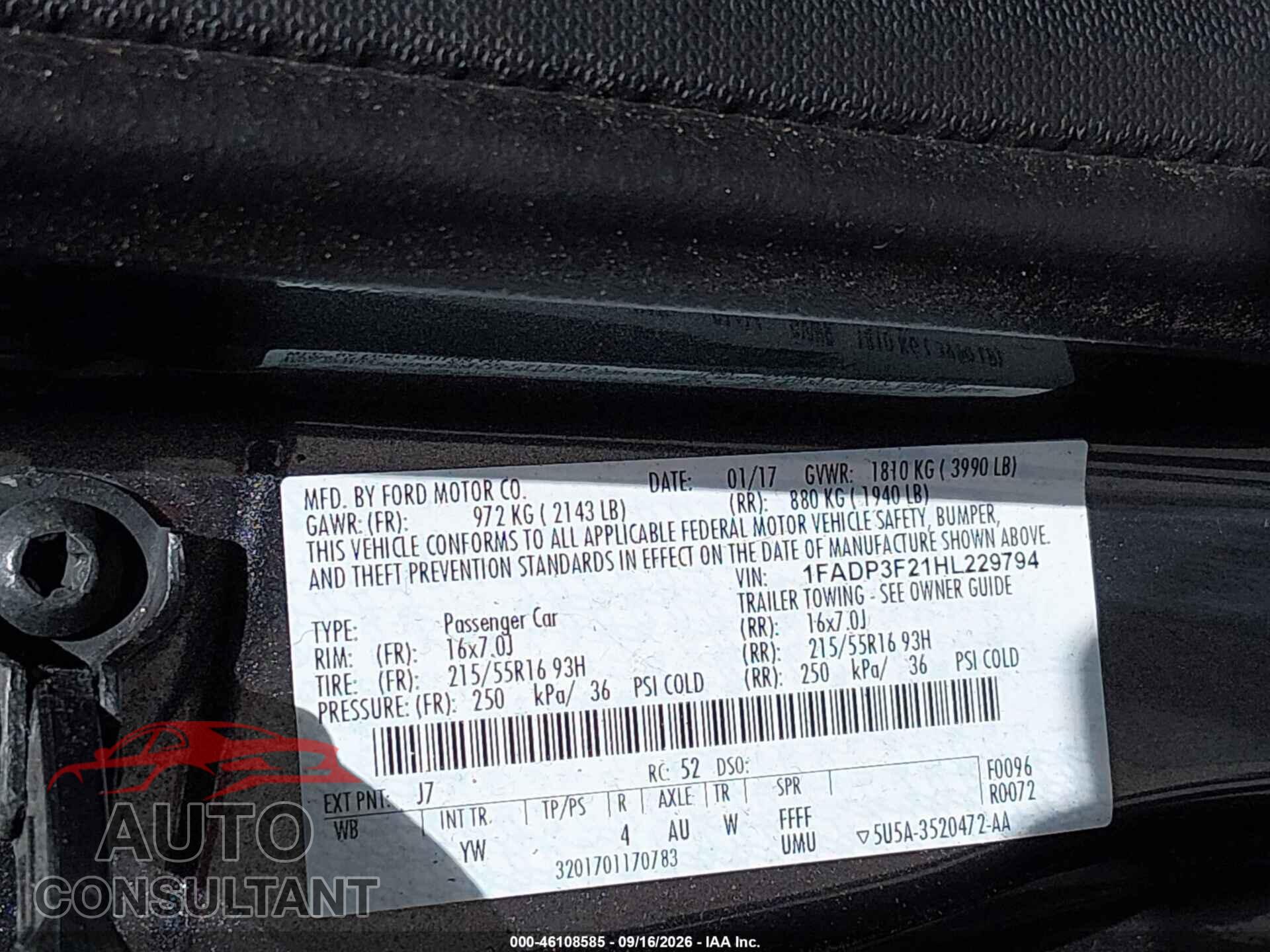 FORD FOCUS 2017 - 1FADP3F21HL229794