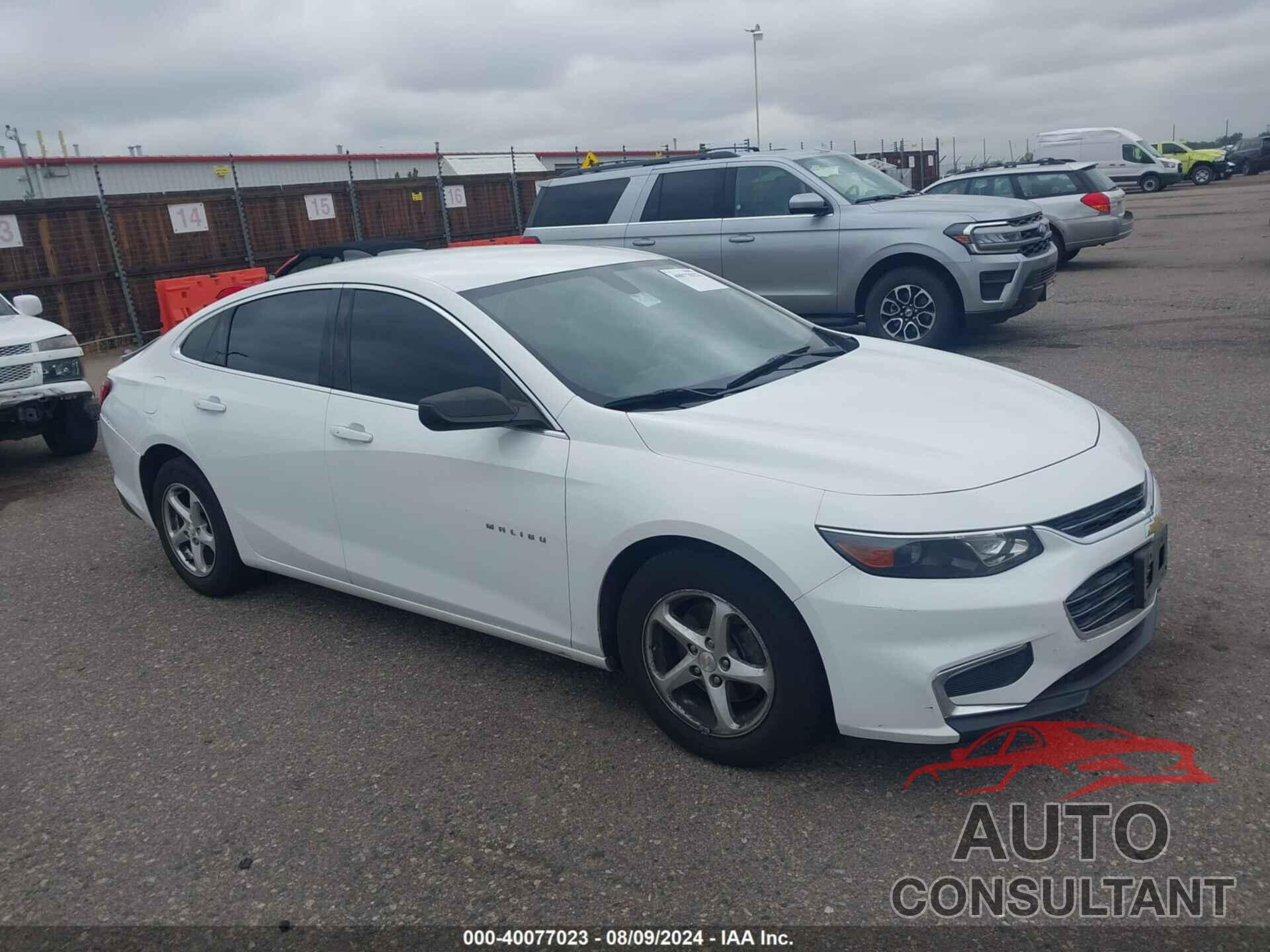 CHEVROLET MALIBU 2017 - 1G1ZB5ST5HF135563