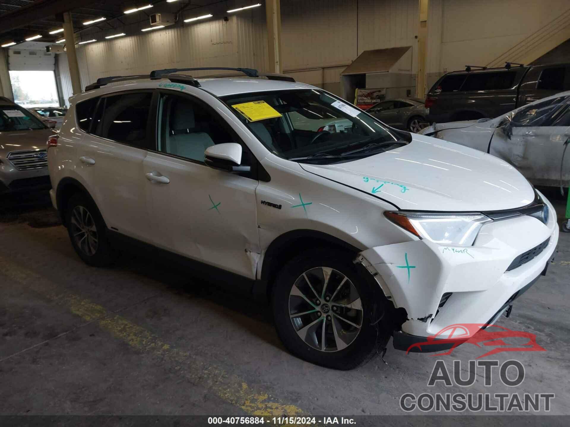 TOYOTA RAV4 HYBRID 2018 - JTMRJREV5JD239857