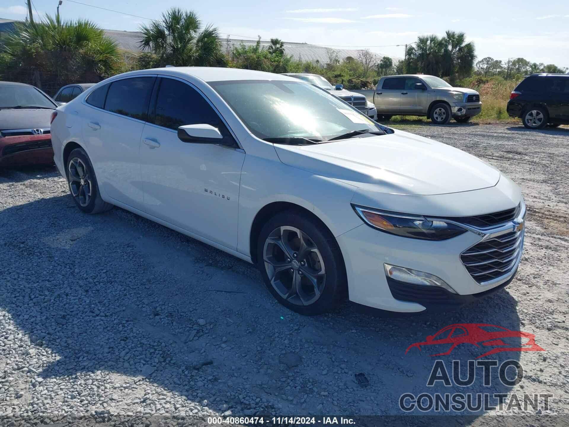 CHEVROLET MALIBU 2020 - 1G1ZD5ST4LF108079