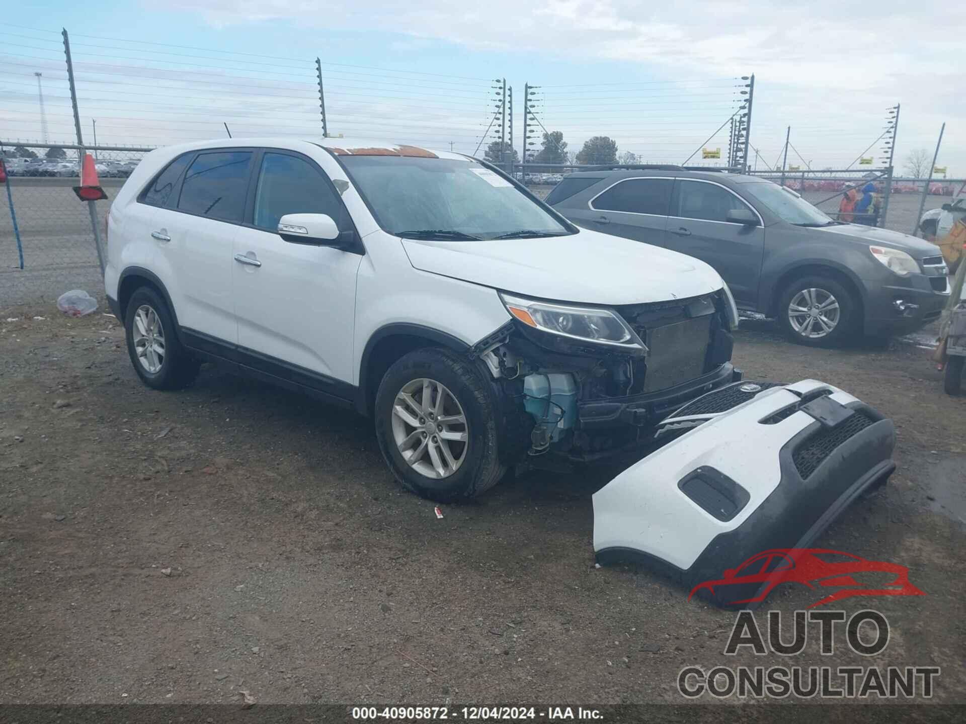 KIA SORENTO 2015 - 5XYKT3A62FG593142