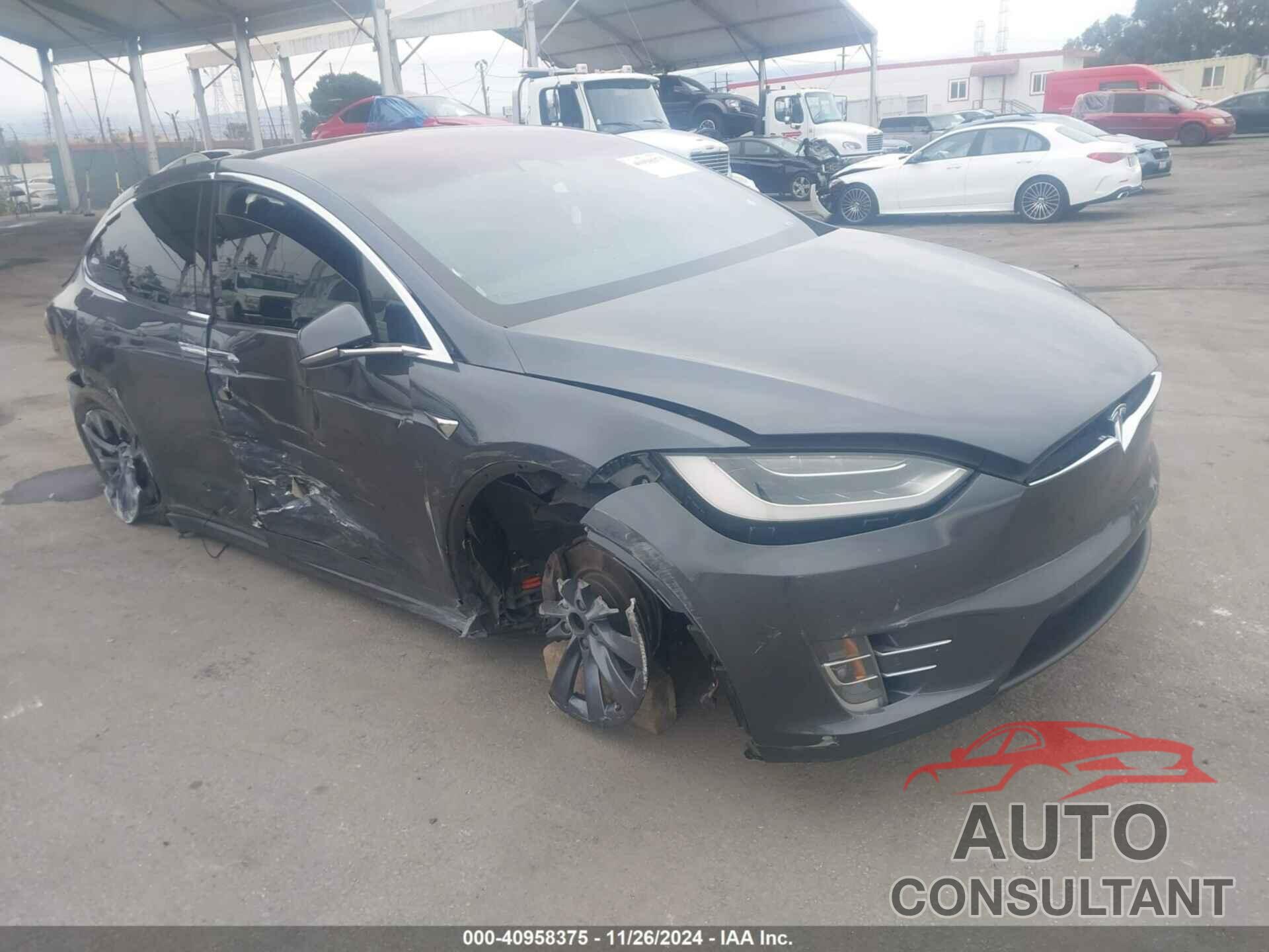 TESLA MODEL X 2017 - 5YJXCDE24HF072890