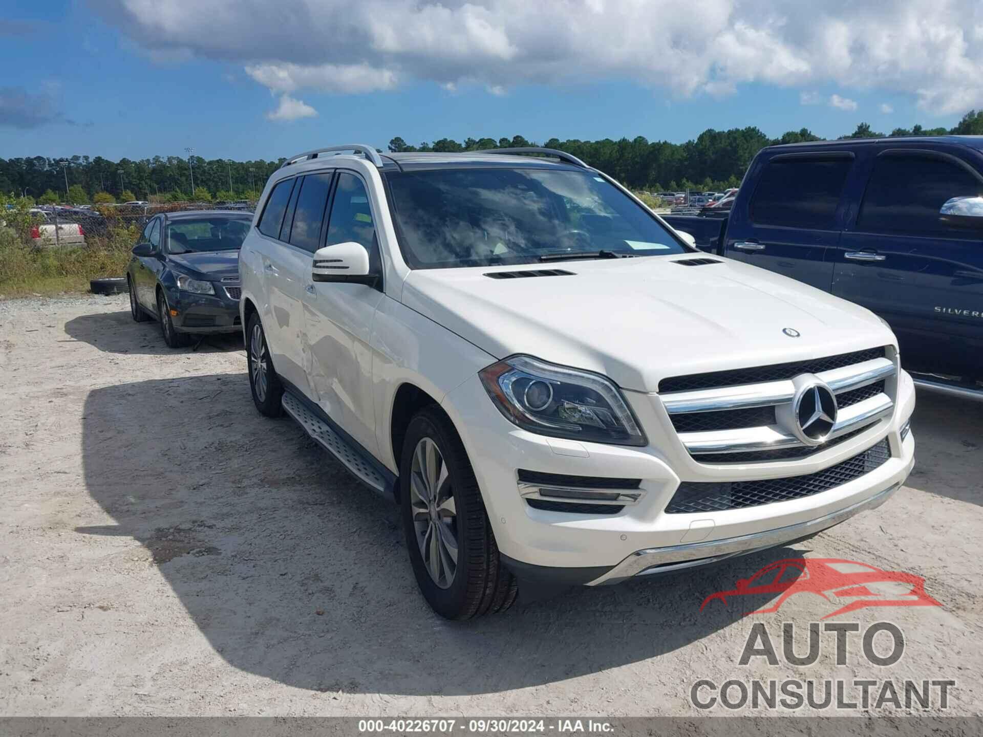 MERCEDES-BENZ GL 450 2016 - 4JGDF6EE5GA675172