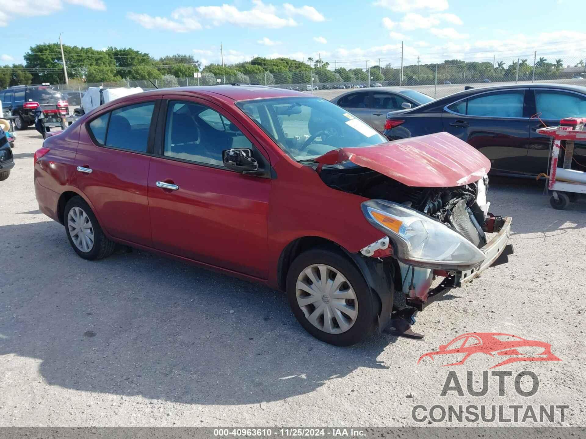 NISSAN VERSA 2017 - 3N1CN7AP9HL804785