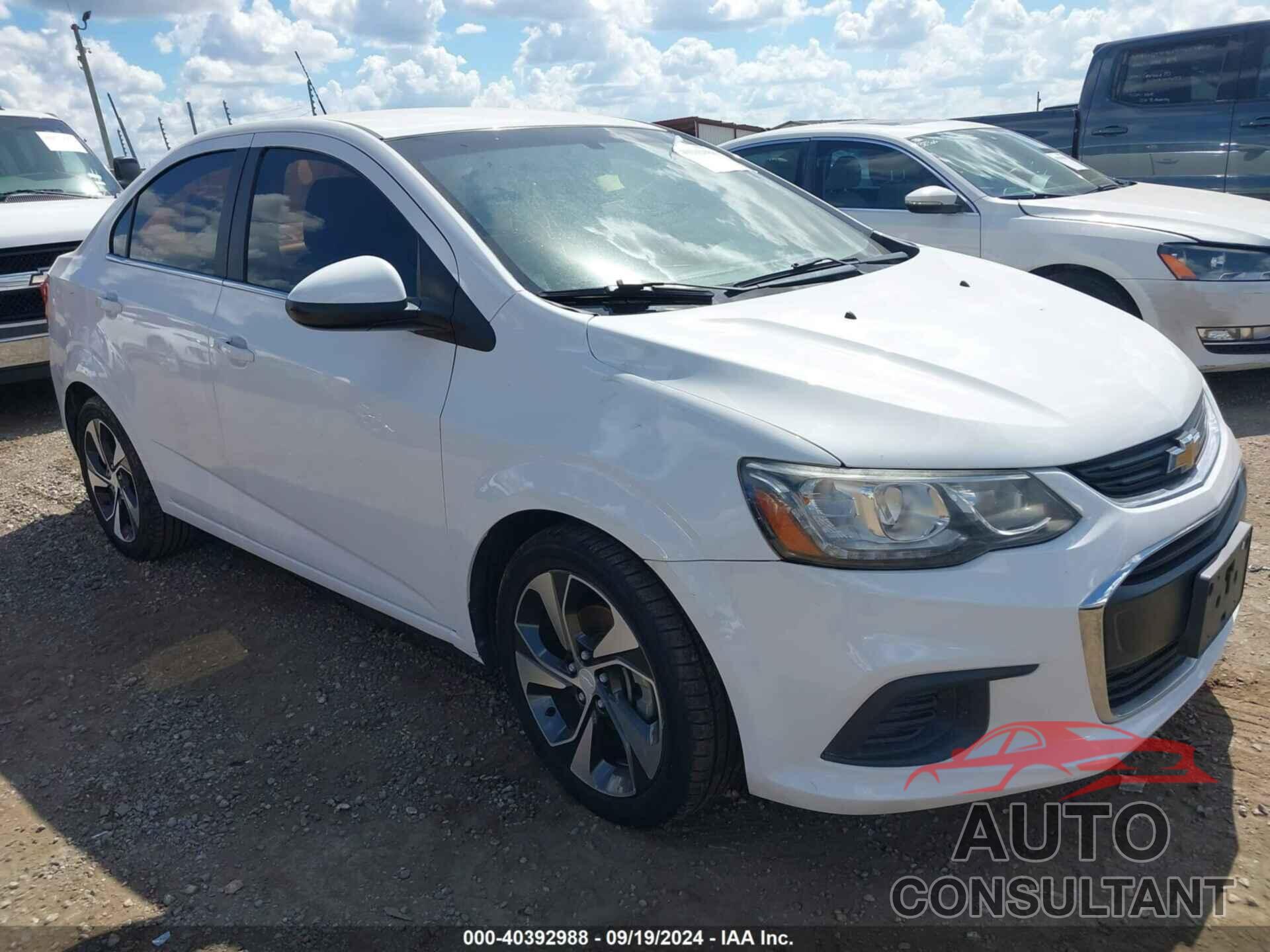 CHEVROLET SONIC 2017 - 1G1JF5SB6H4139643