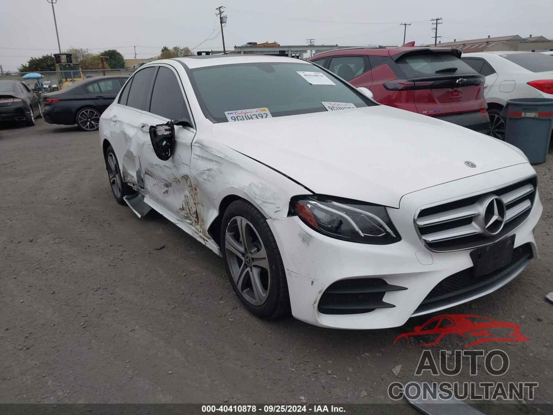 MERCEDES-BENZ E 300 2019 - WDDZF4JB9KA526868