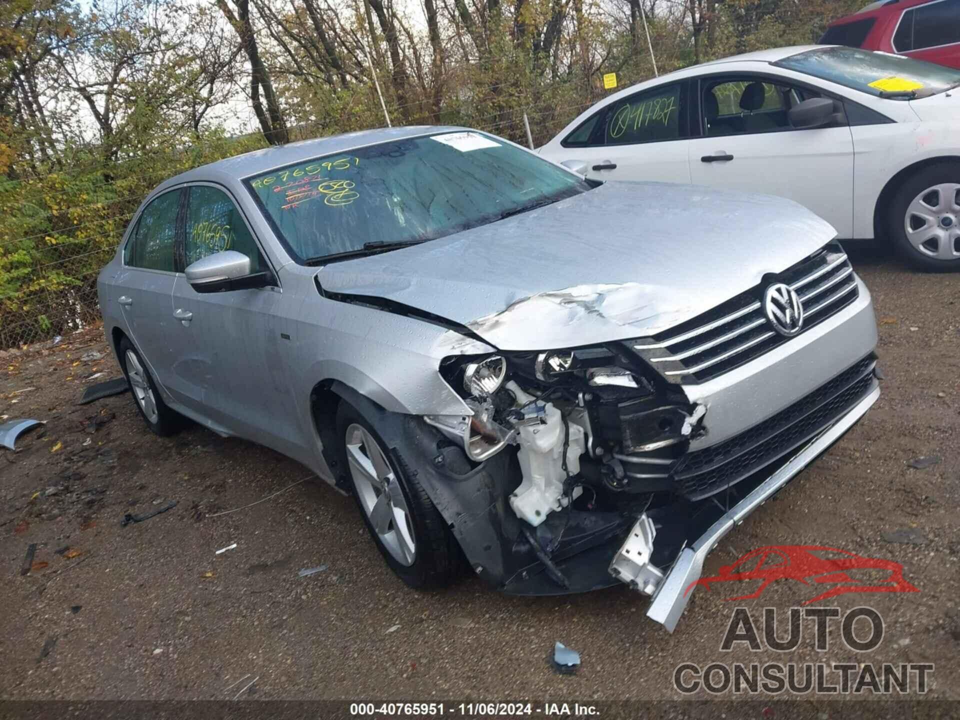 VOLKSWAGEN PASSAT 2015 - 1VWAS7A38FC122514