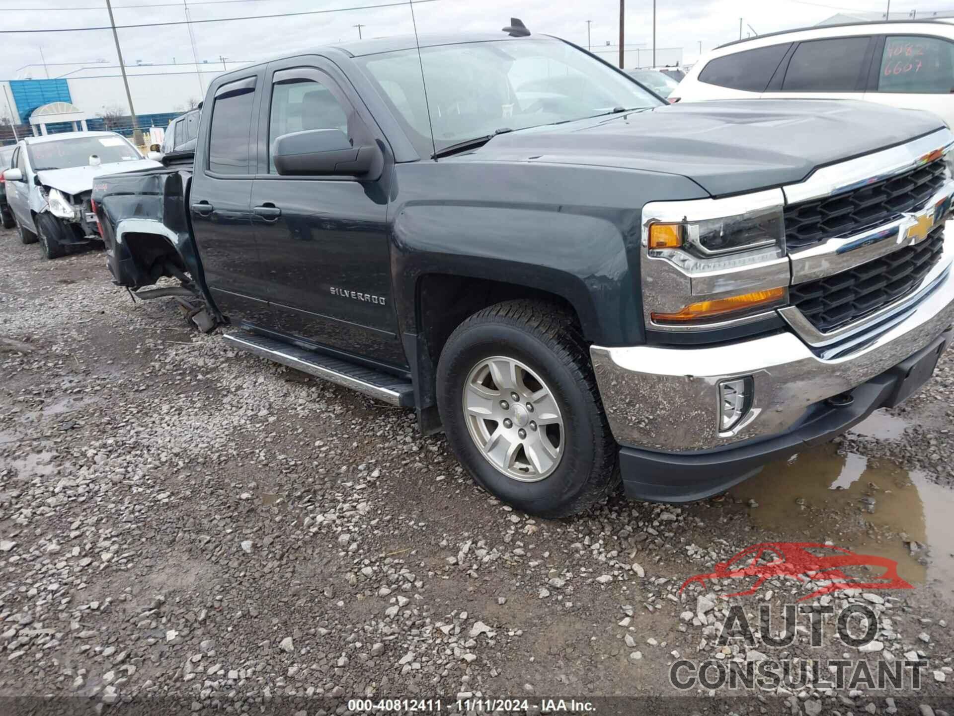 CHEVROLET SILVERADO 1500 2017 - 1GCVKREC4HZ223818