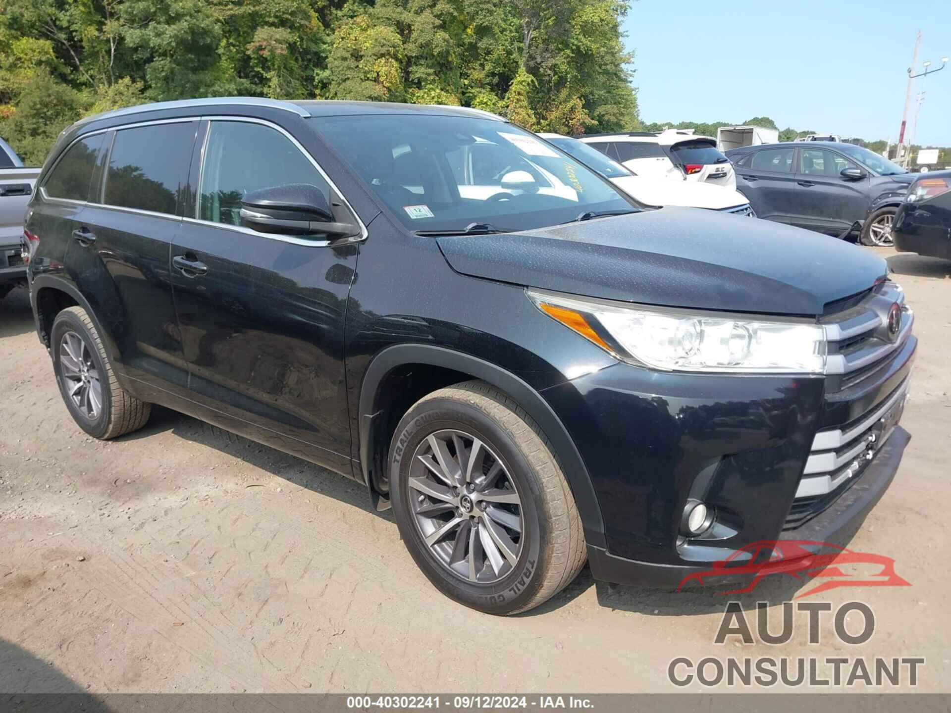 TOYOTA HIGHLANDER 2017 - 5TDJZRFH4HS457656