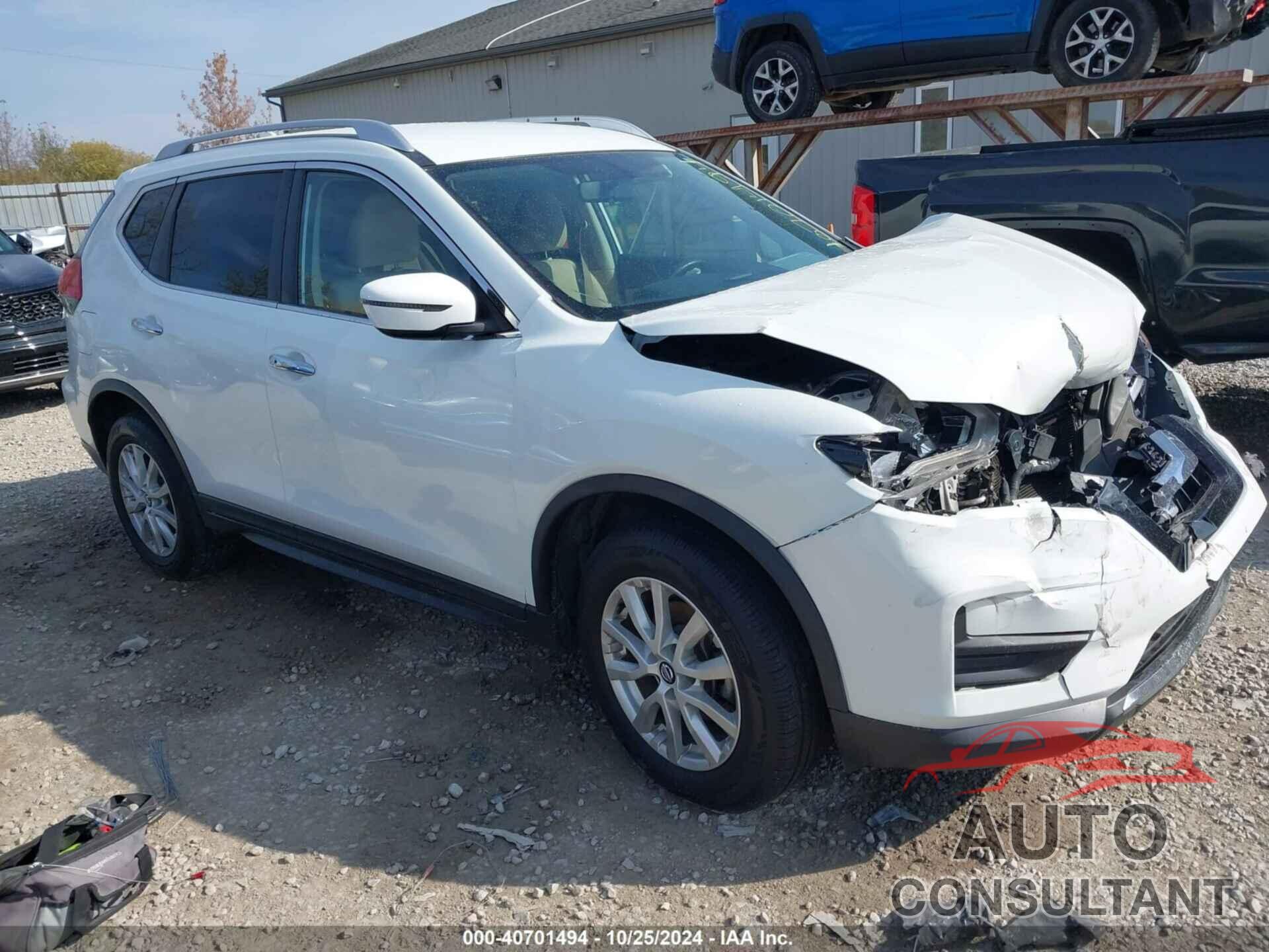 NISSAN ROGUE 2017 - KNMAT2MT8HP589314