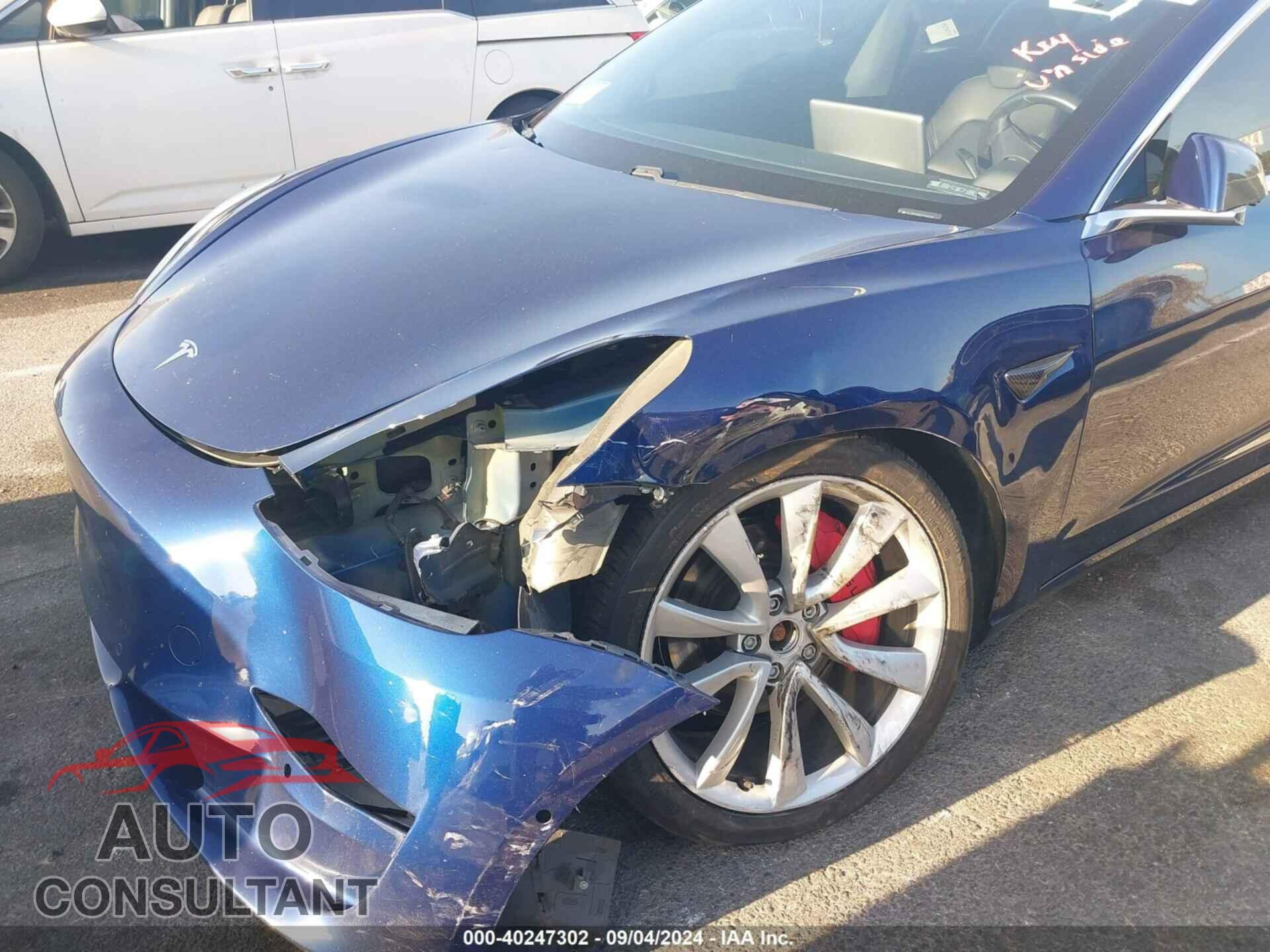 TESLA MODEL 3 2018 - 5YJ3E1EB9JF146348