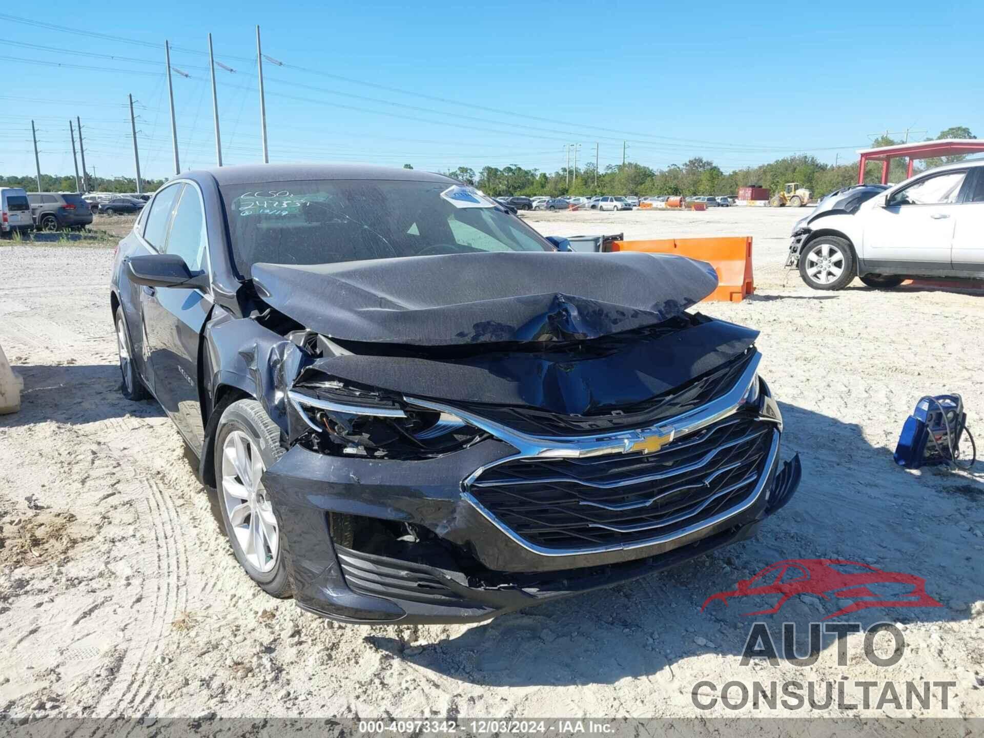 CHEVROLET MALIBU 2023 - 1G1ZD5ST1PF232395