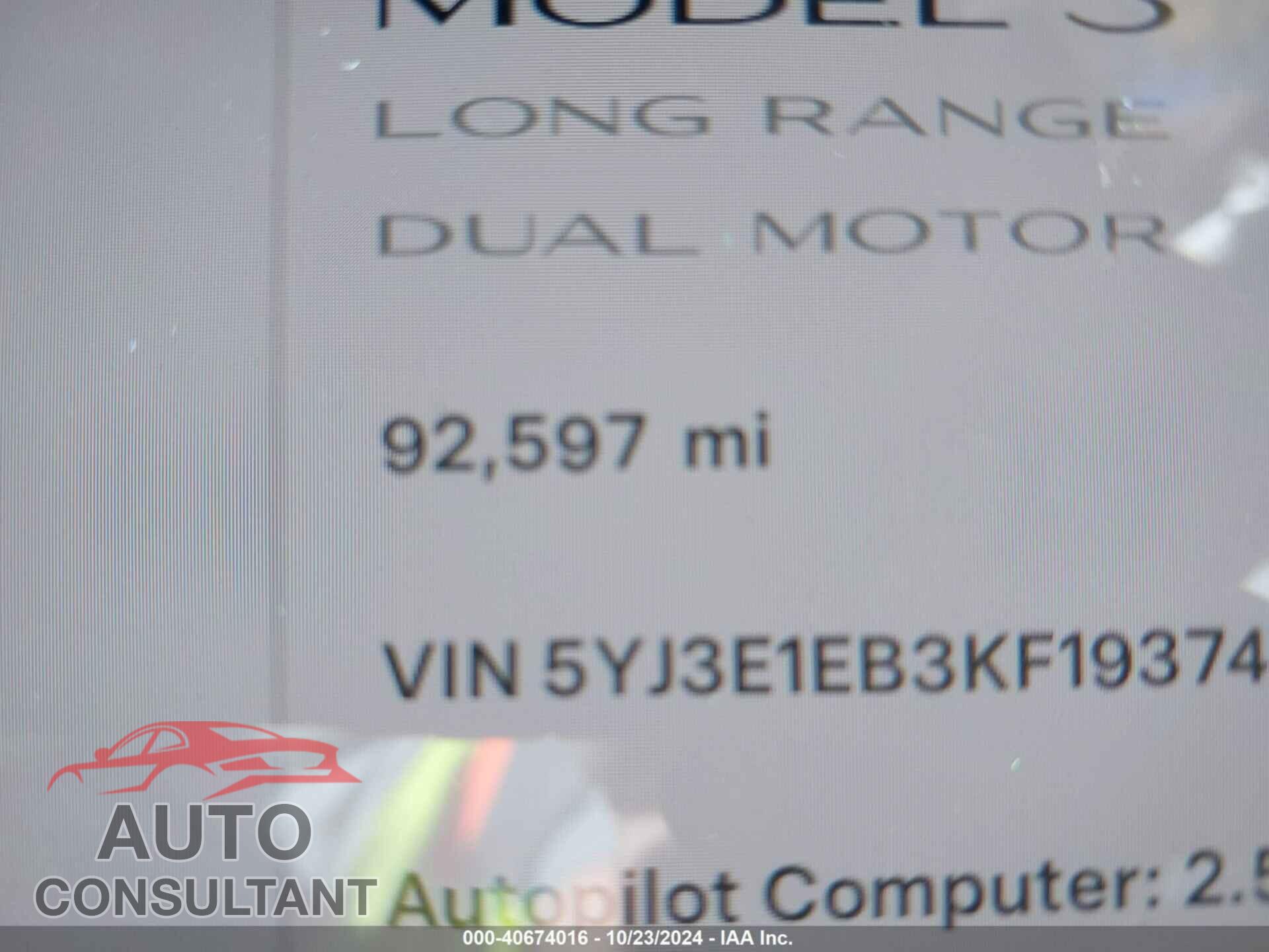 TESLA MODEL 3 2019 - 5YJ3E1EB3KF193747