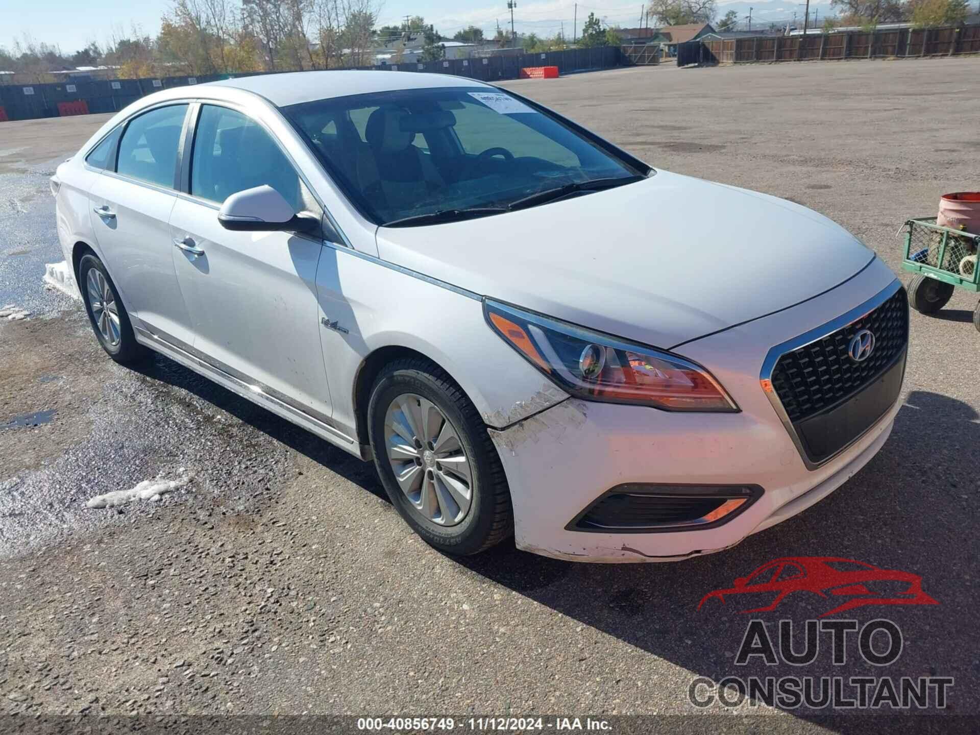 HYUNDAI SONATA HYBRID 2016 - KMHE24L18GA018483