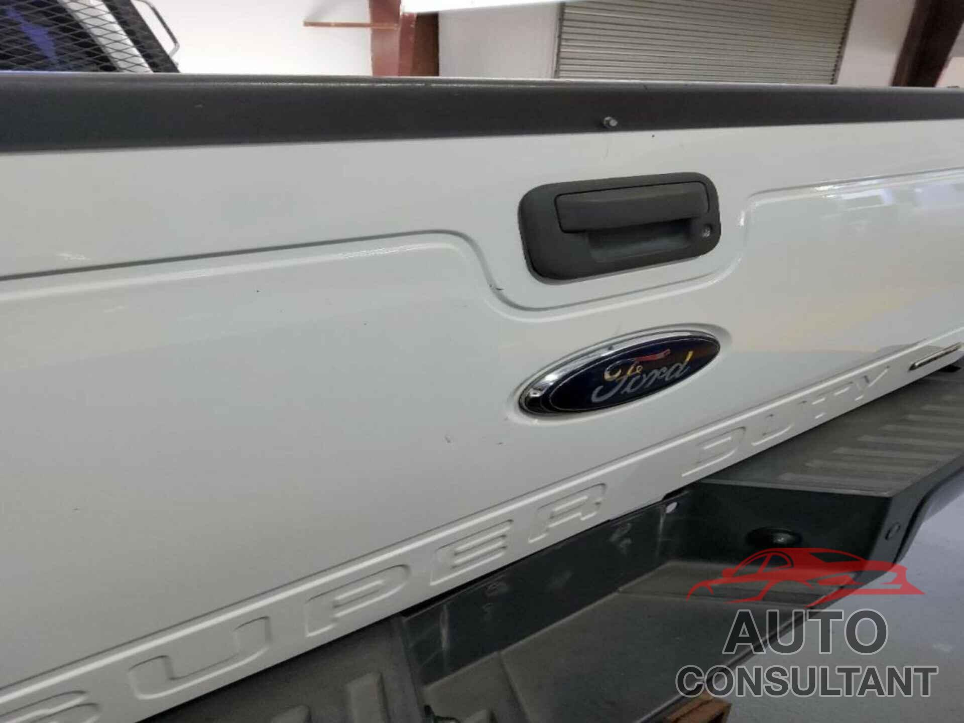FORD F-350 2015 - 1FT8X3B69FED31348