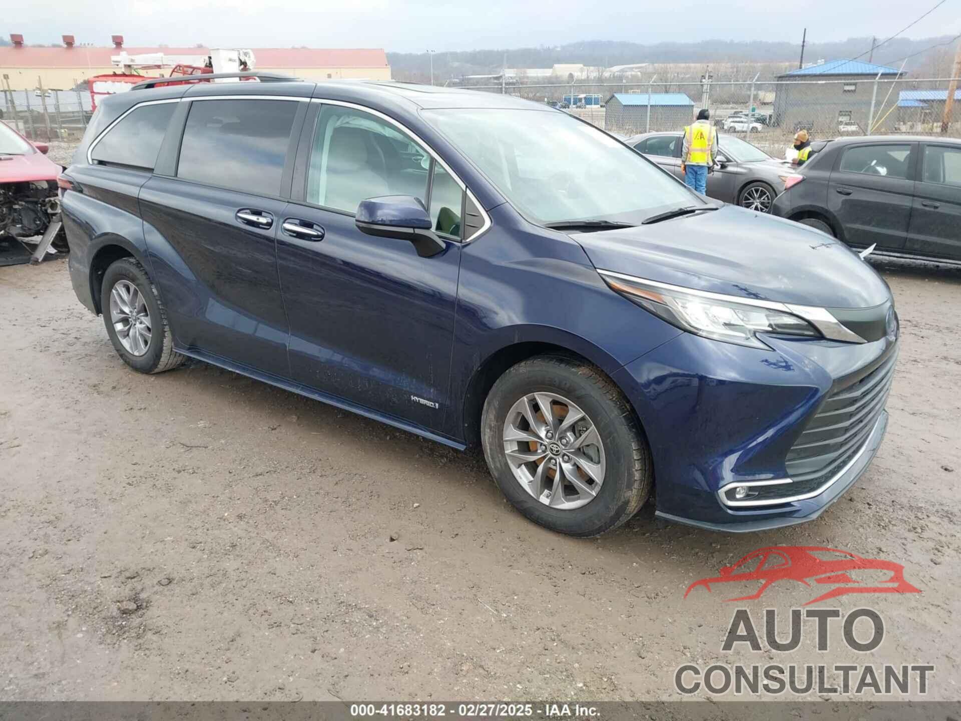 TOYOTA SIENNA 2021 - 5TDJSKFC0MS015340