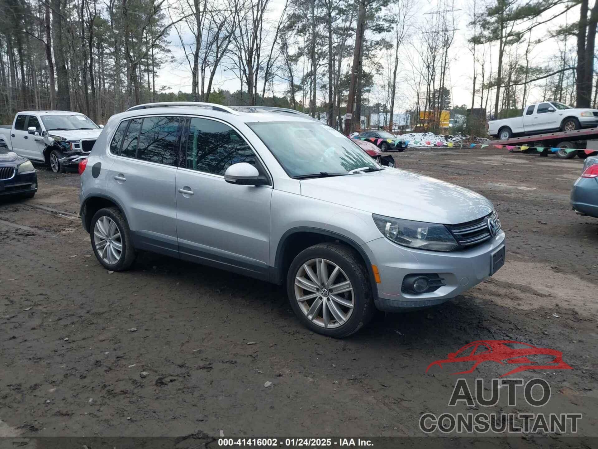 VOLKSWAGEN TIGUAN 2012 - WVGAV7AX7CW549718