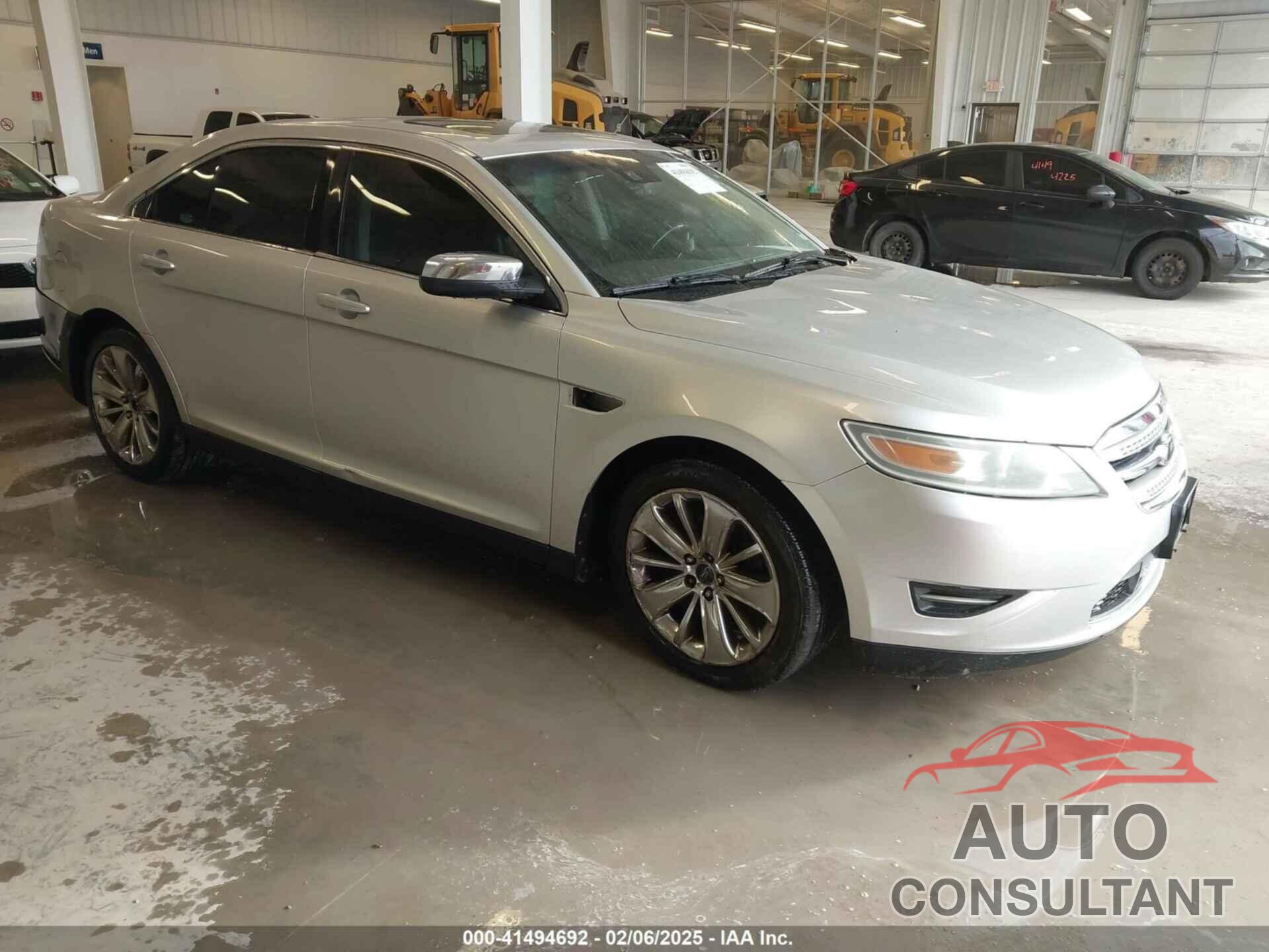FORD TAURUS 2010 - 1FAHP2FW8AG150958