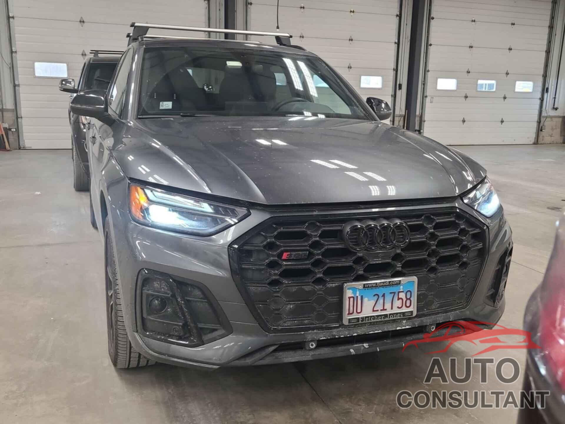 AUDI SQ5 2023 - WA1B4AFY0P2072311