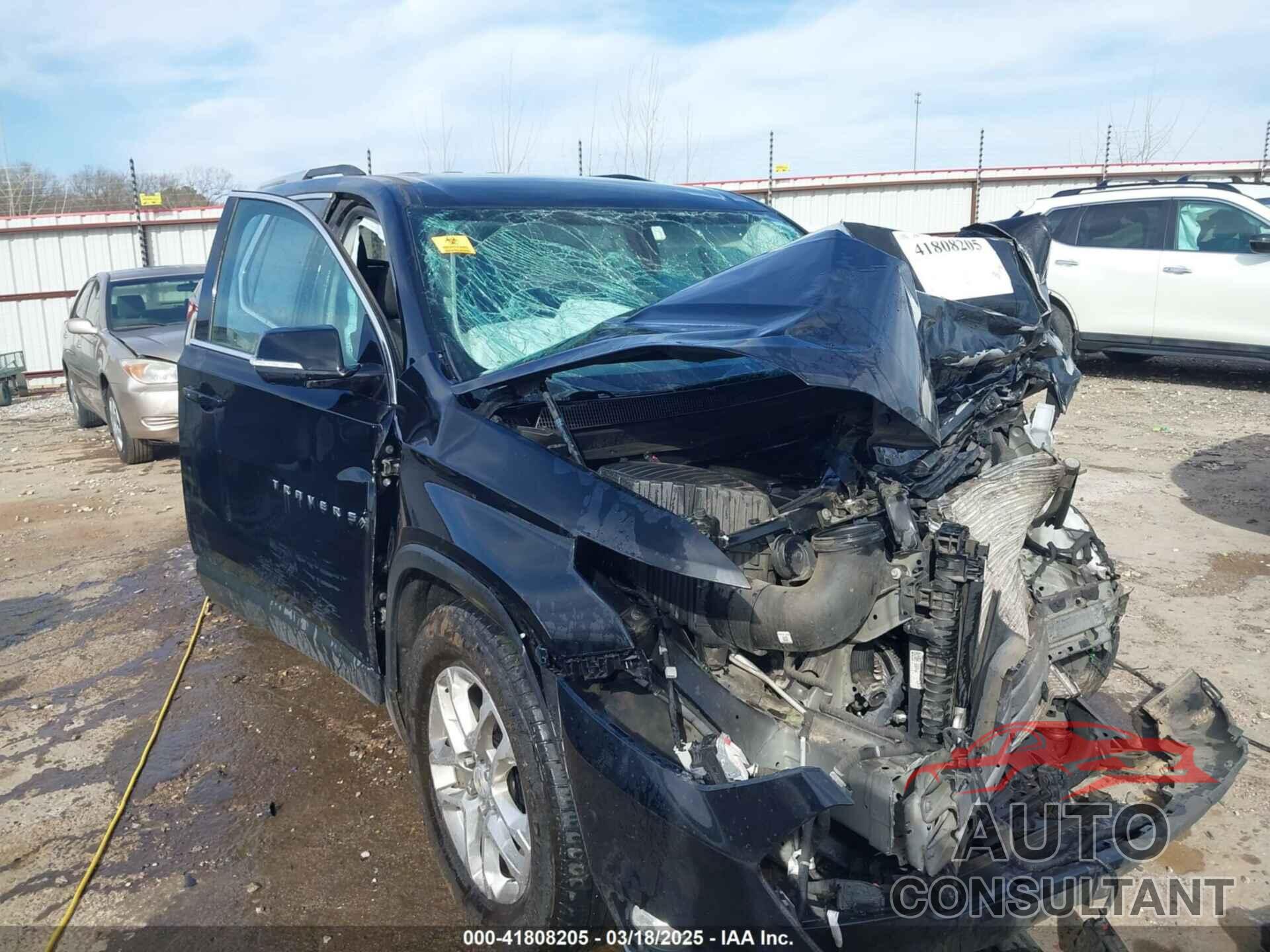 CHEVROLET TRAVERSE 2018 - 1GNERGKW5JJ210019