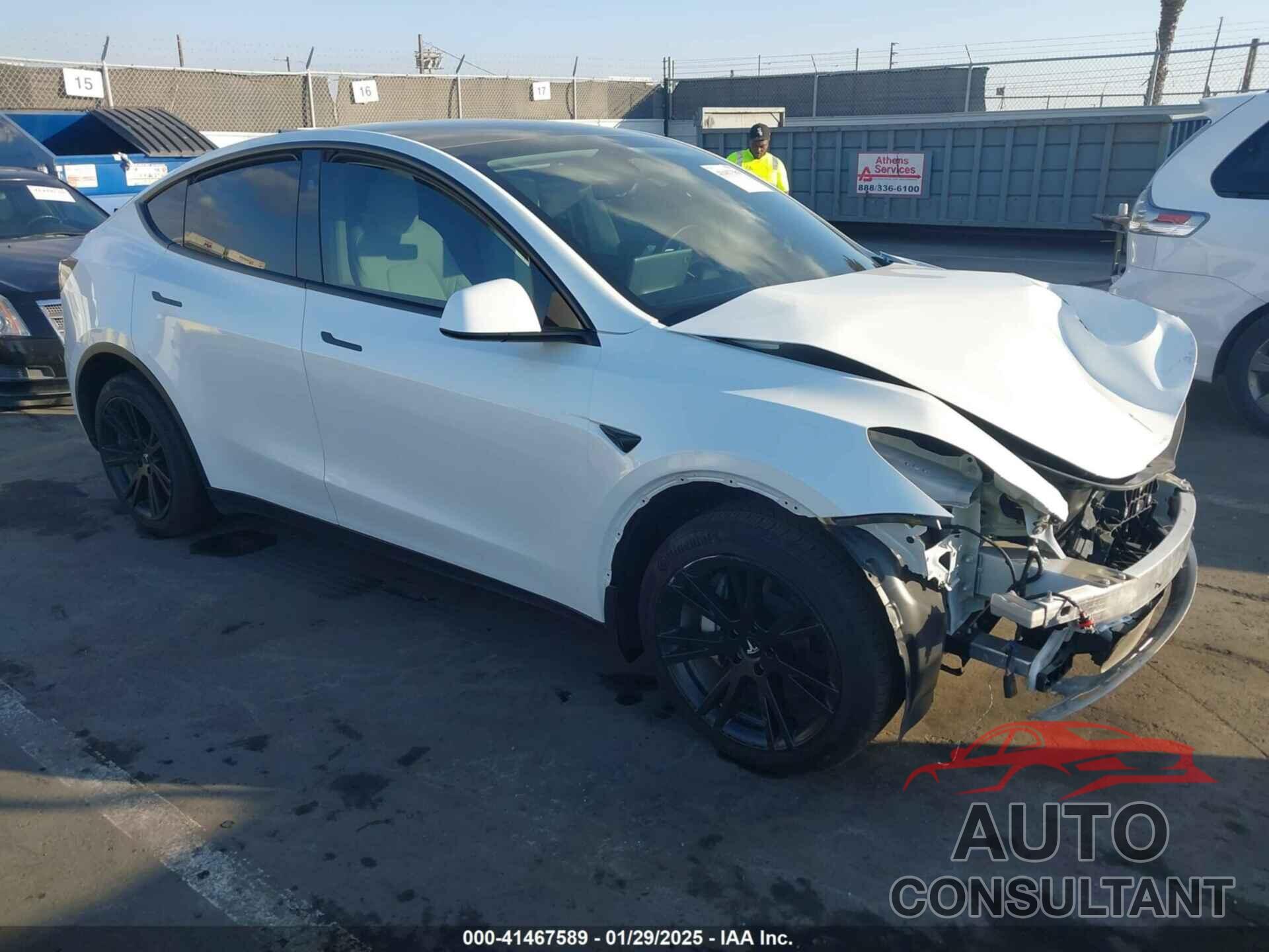 TESLA MODEL Y 2023 - 7SAYGDEE4PF826715