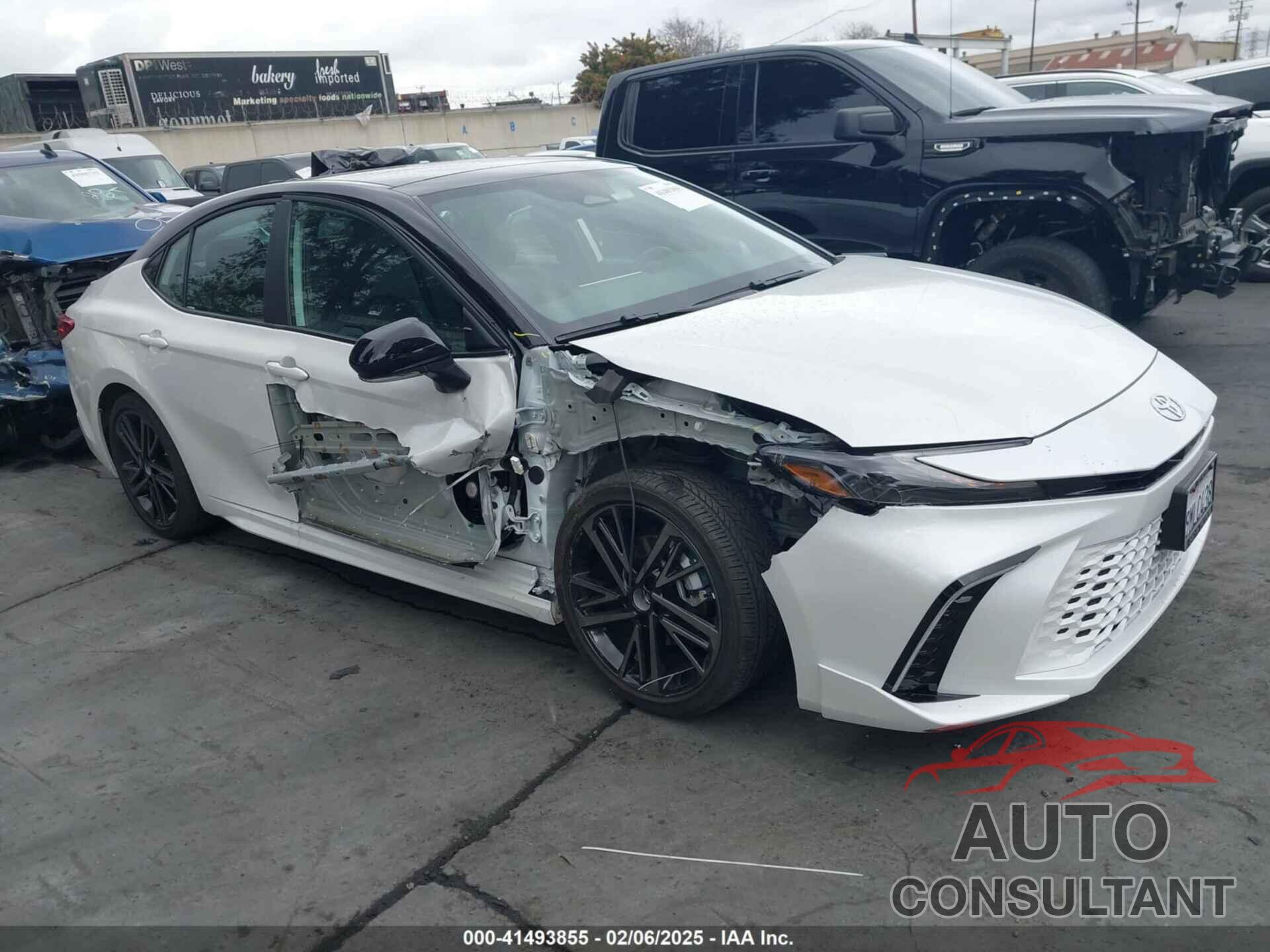 TOYOTA CAMRY 2025 - 4T1DAACK7SU006175