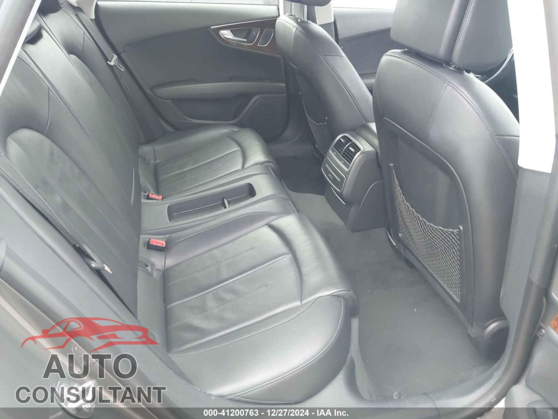 AUDI A7 2013 - WAUYGAFC0DN084476
