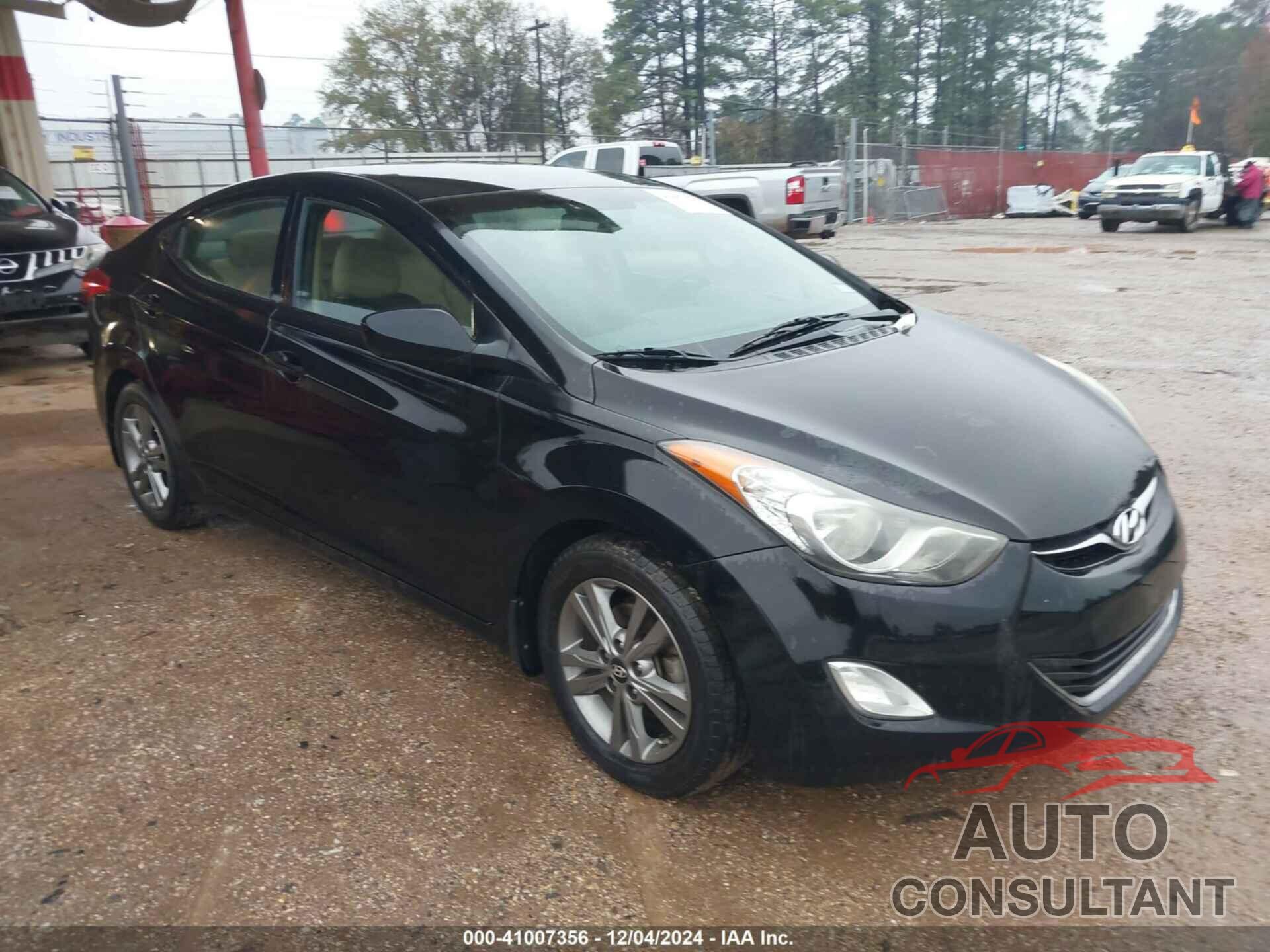 HYUNDAI ELANTRA 2013 - 5NPDH4AE5DH401290