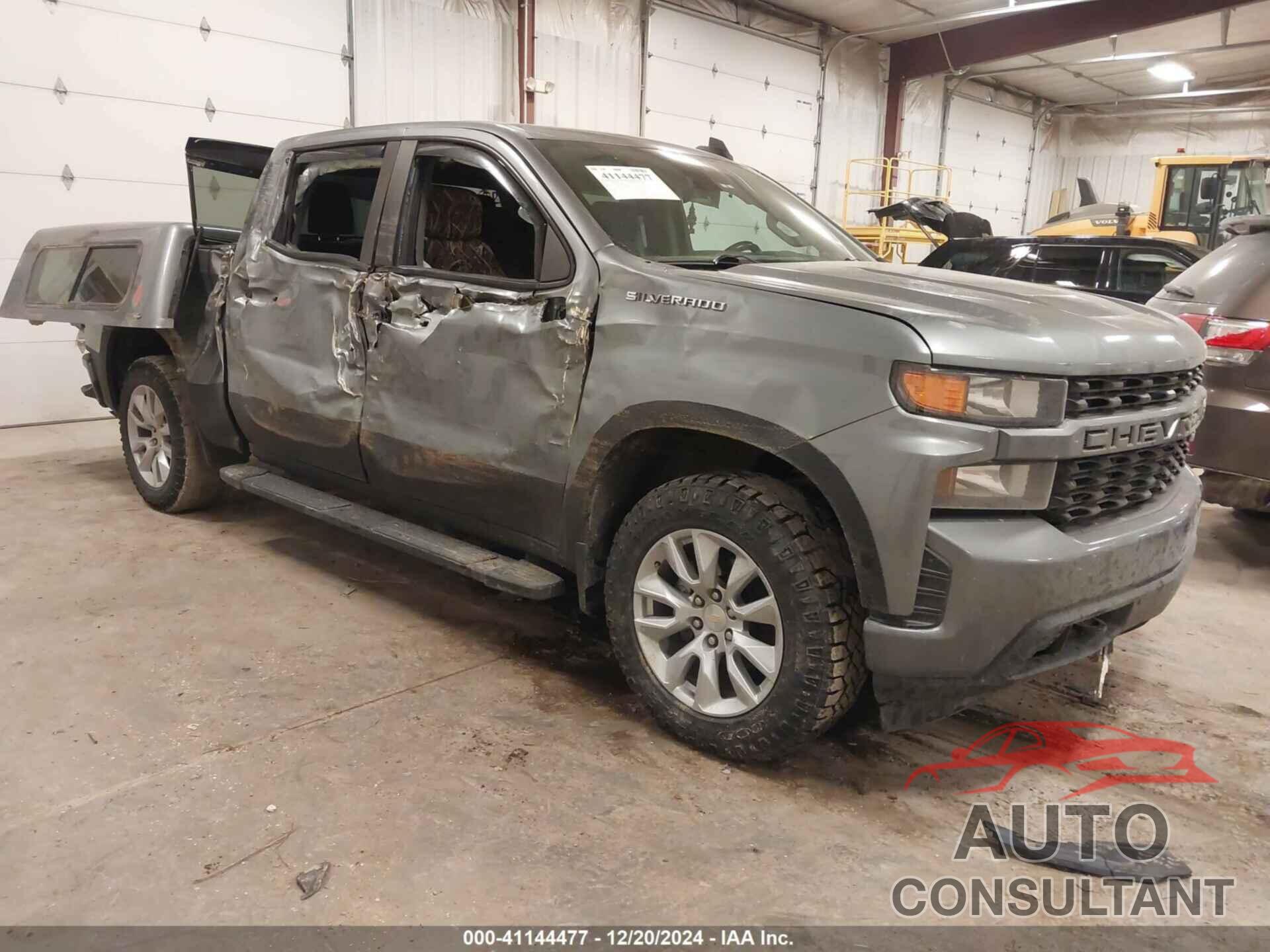 CHEVROLET SILVERADO 1500 2021 - 3GCPYBEK1MG325092